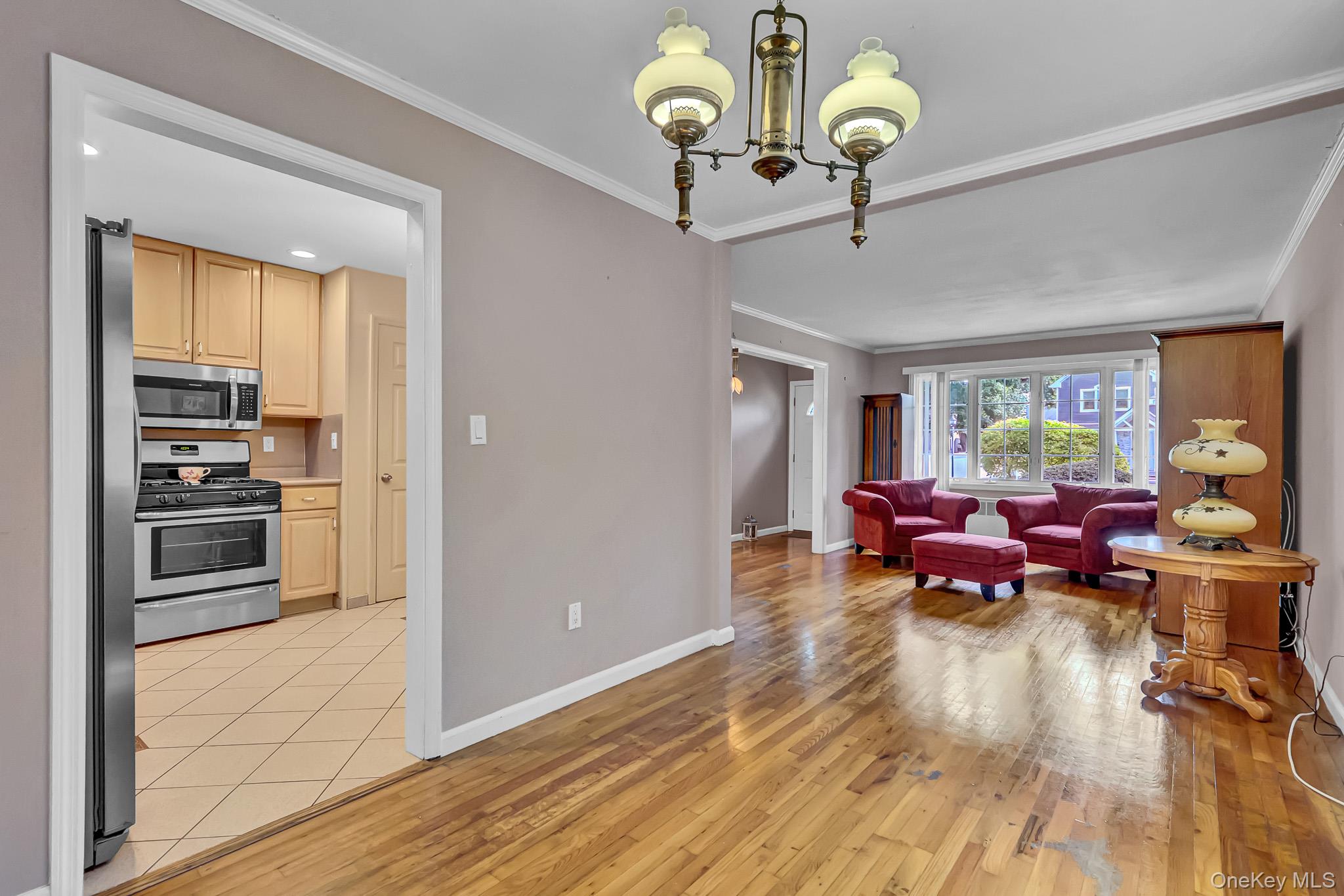 948 Simon Place – For Sale photo 18