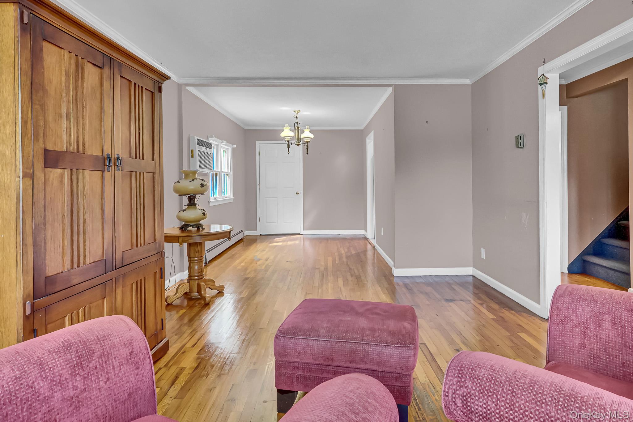 948 Simon Place – For Sale photo 16