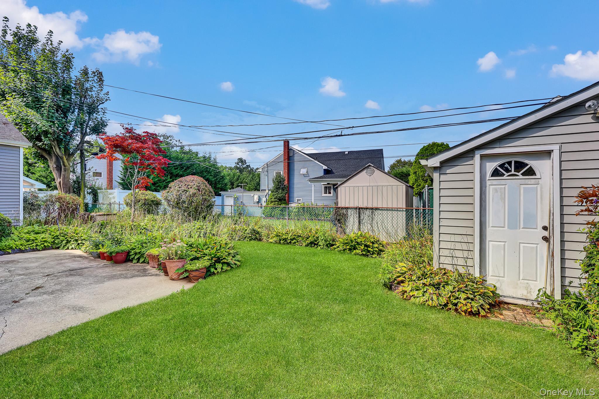 948 Simon Place – For Sale photo 10