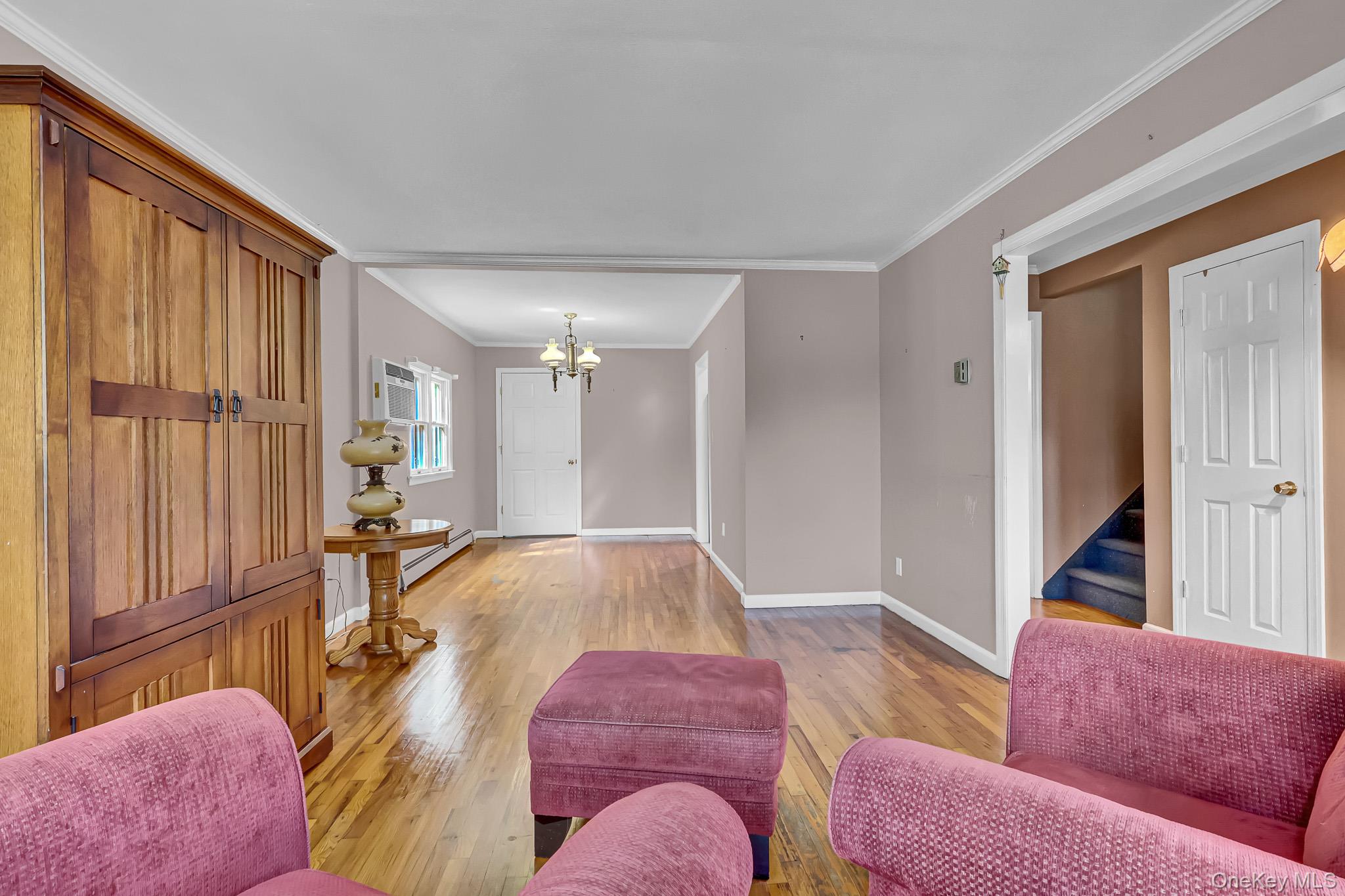 948 Simon Place – For Sale photo 15