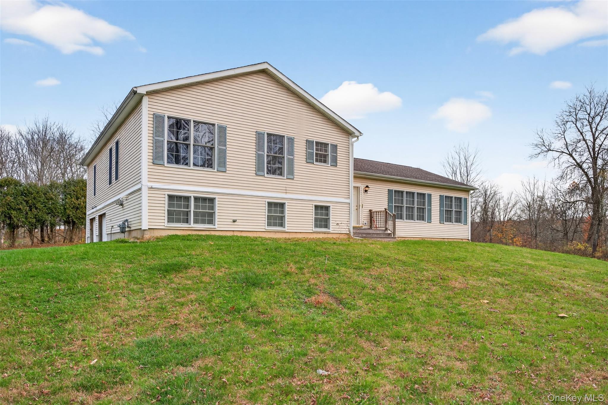 98 Black Creek Road – For Rent photo 3