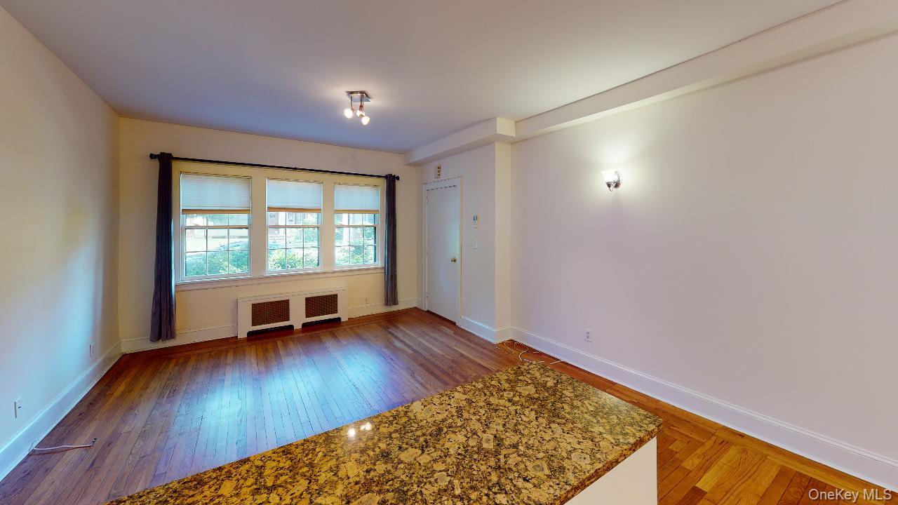 382 Burns Street, Unit 1 photo 10