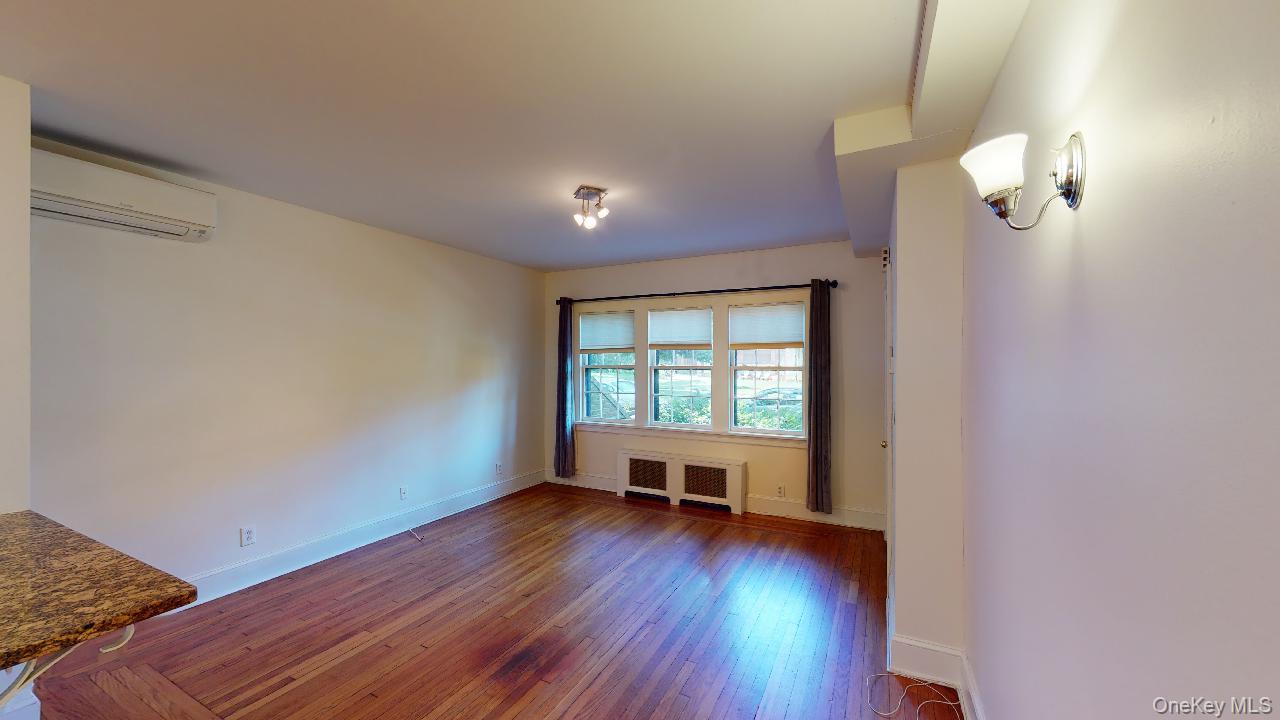 382 Burns Street, Unit 1 photo 6
