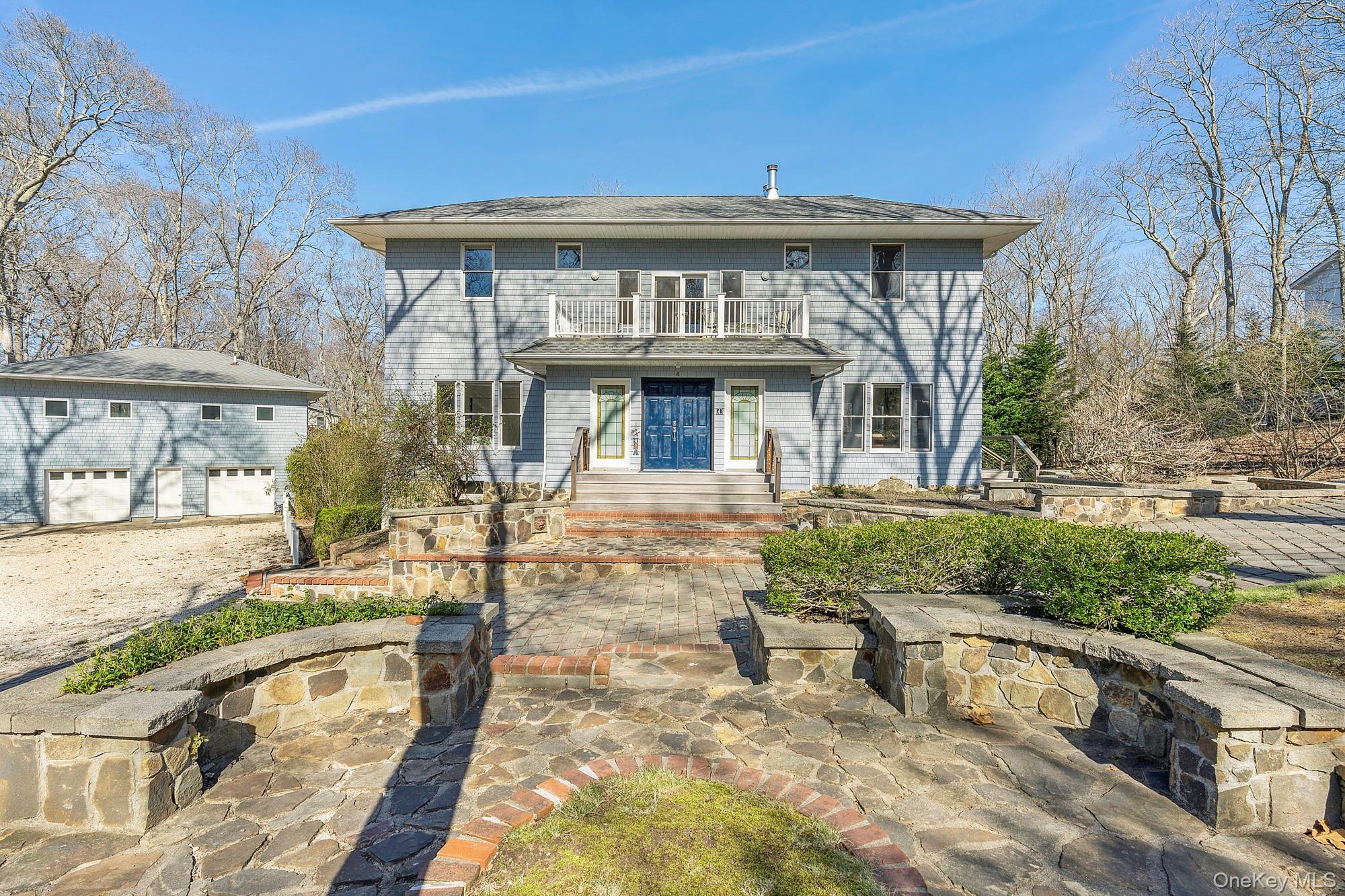 4 Bayview Avenue – For Sale
