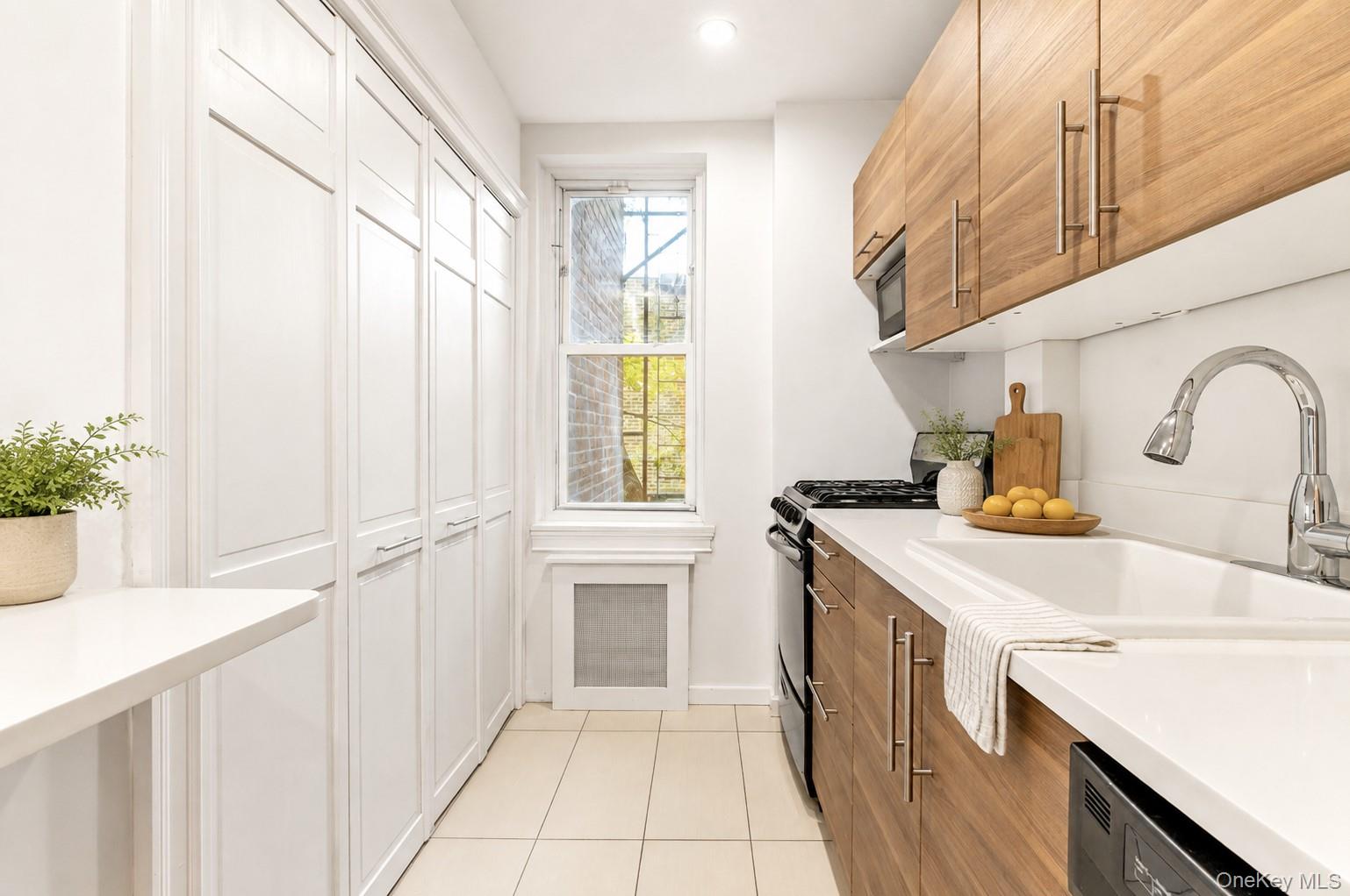 39-25 51st Street, Unit 1F photo 11