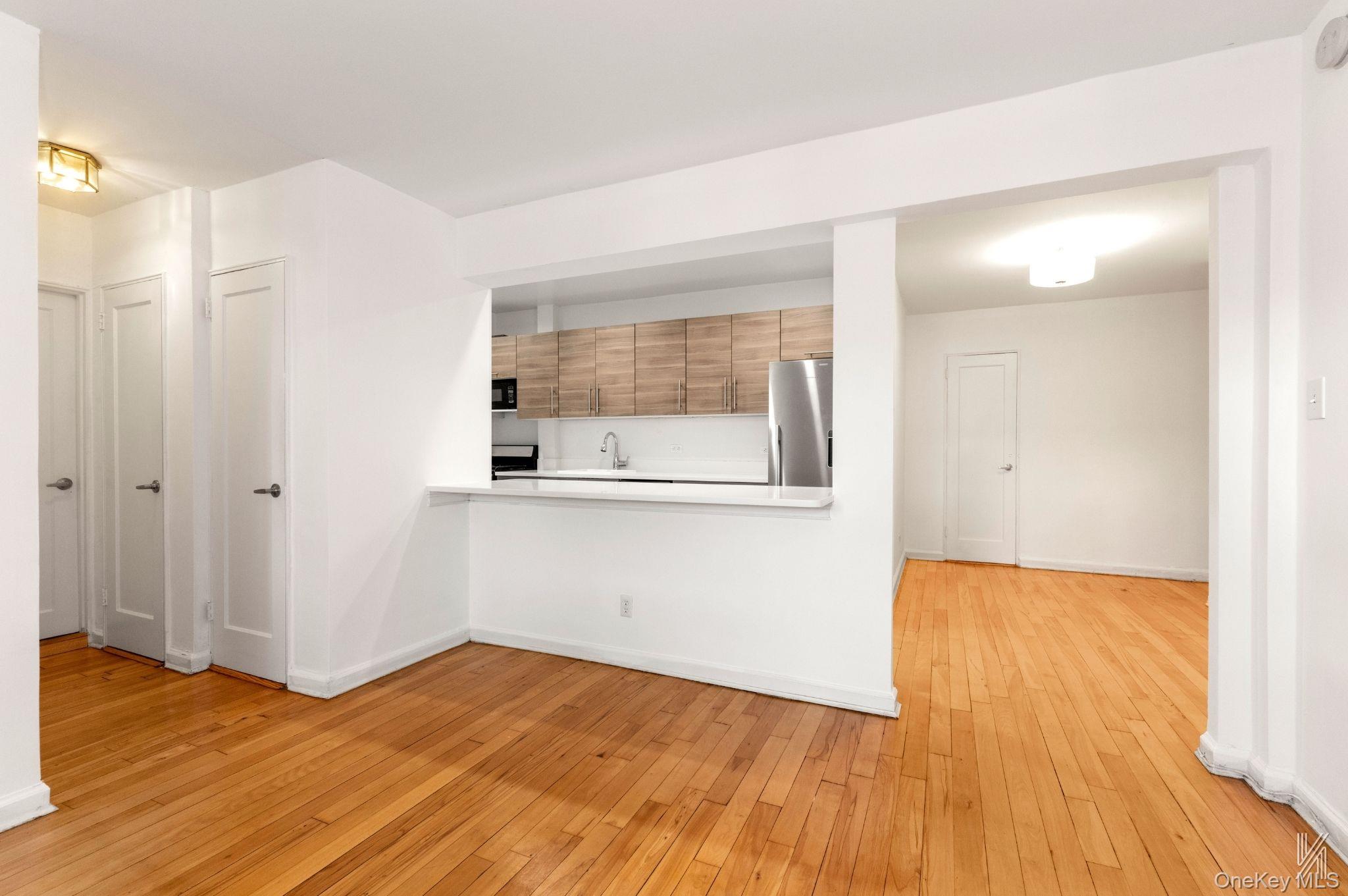 39-25 51st Street, Unit 1F photo 7