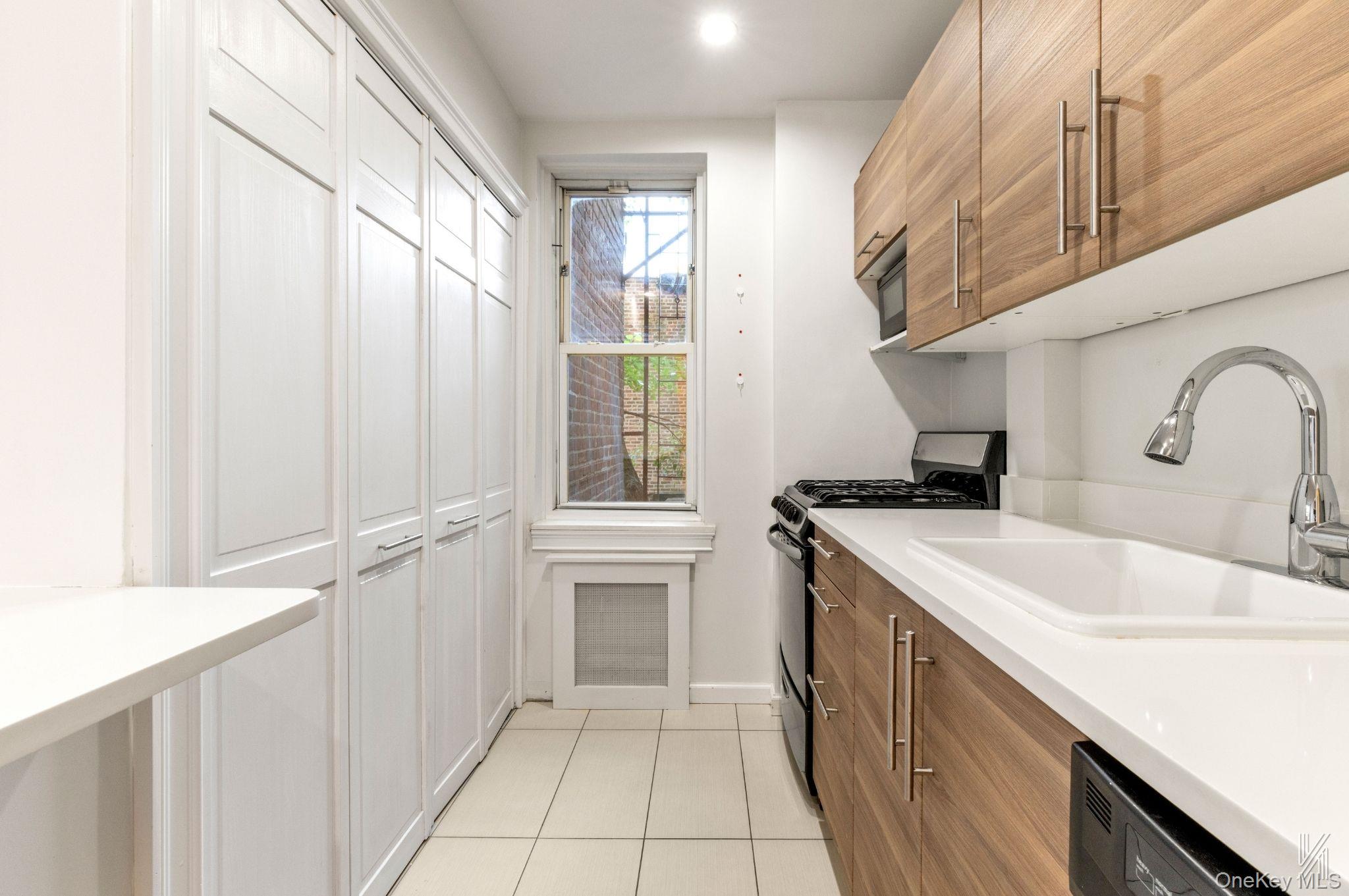 39-25 51st Street, Unit 1F photo 12
