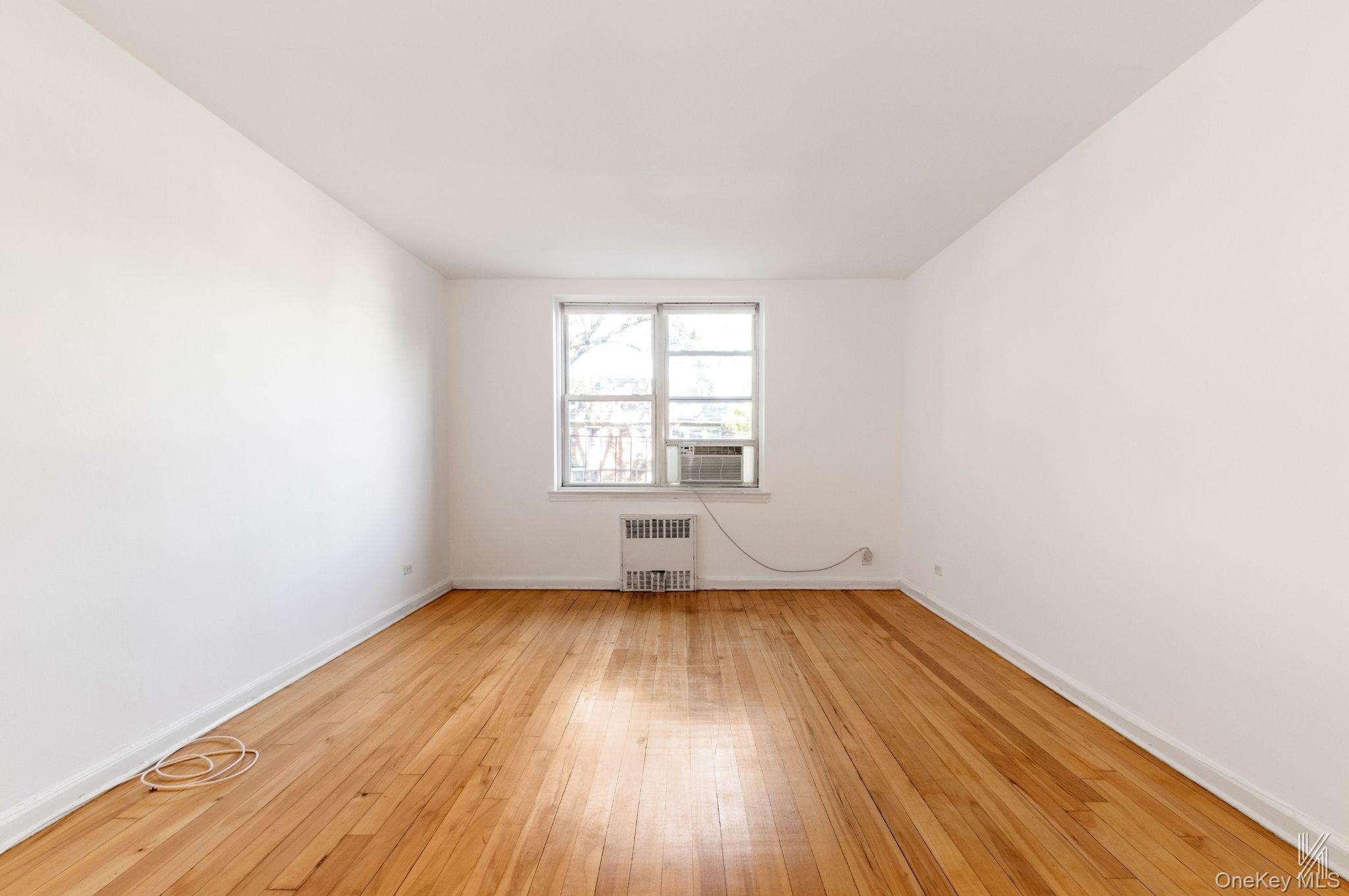 39-25 51st Street, Unit 1F photo 5
