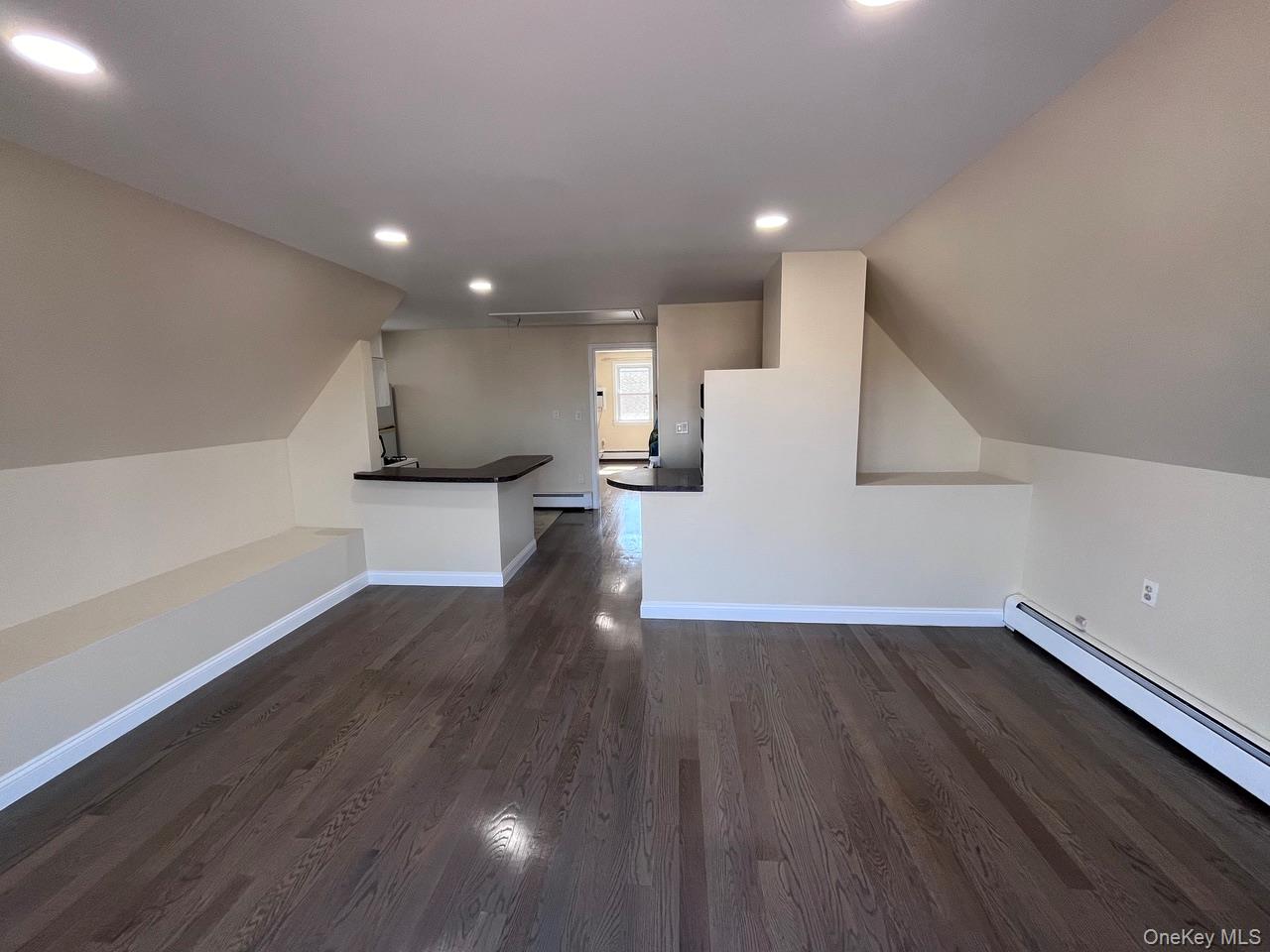 252 Lindell Boulevard – For Rent photo 10