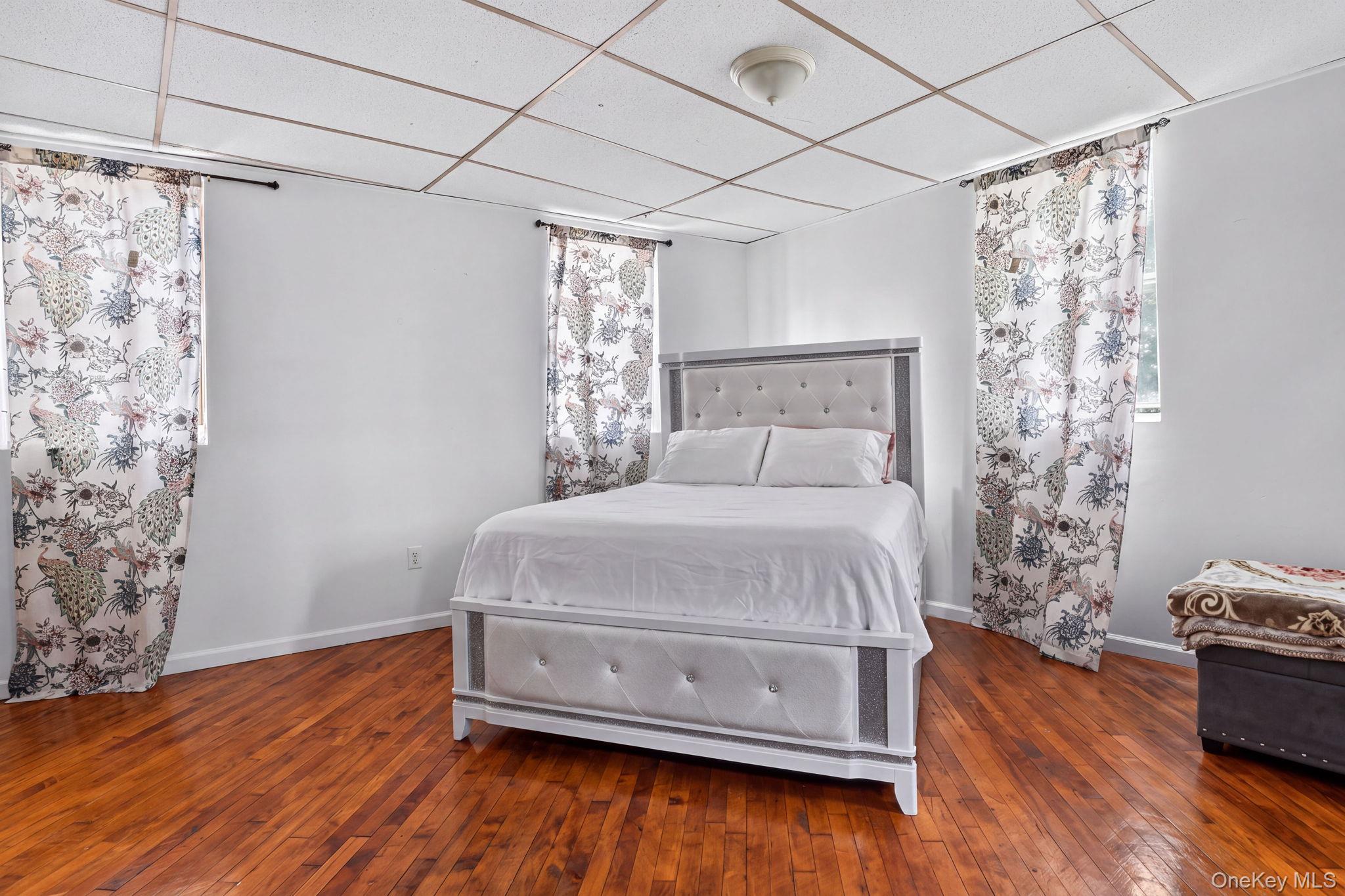 11 S White Street – For Sale photo 9