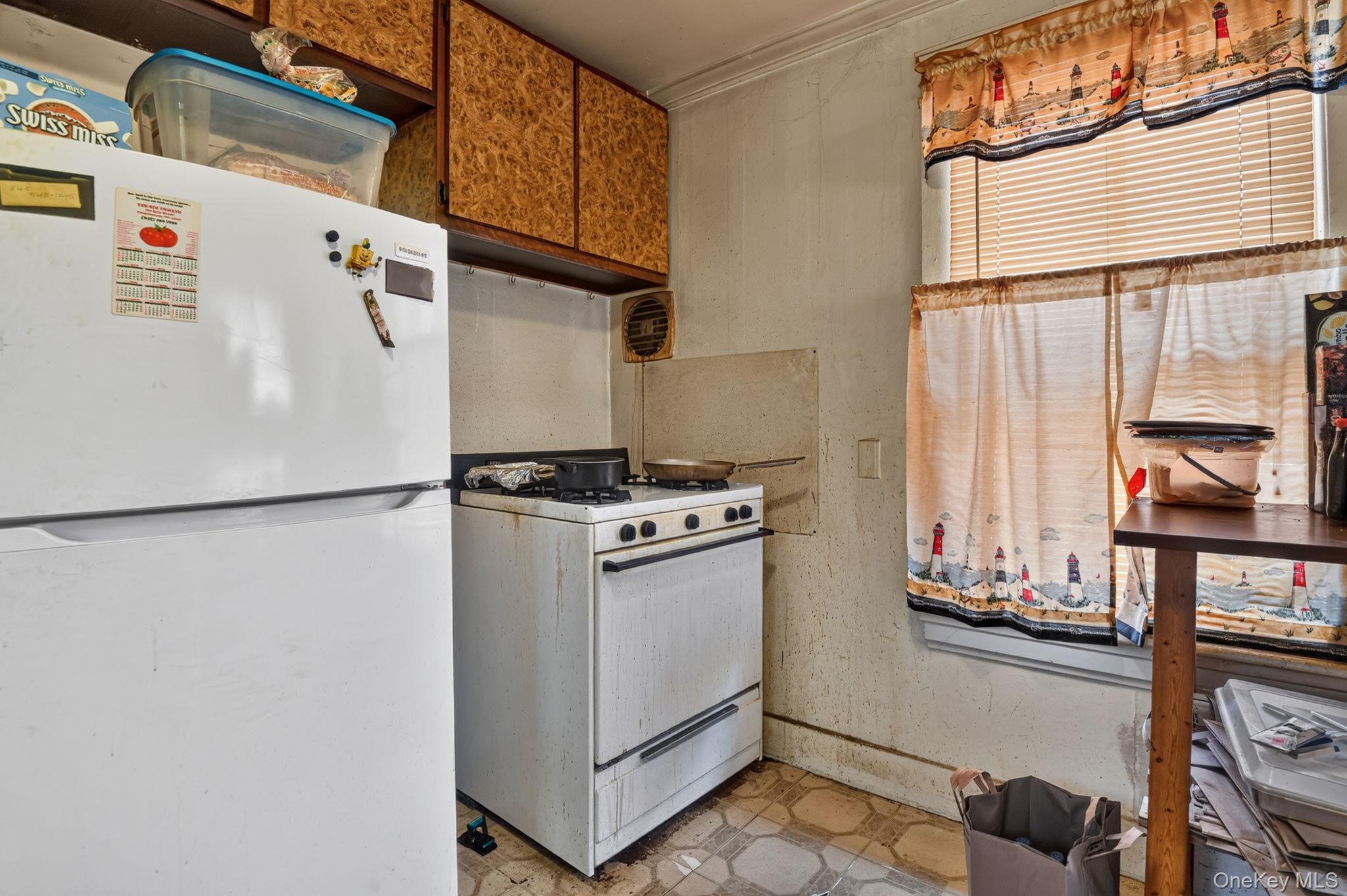 11 S White Street – For Sale photo 21