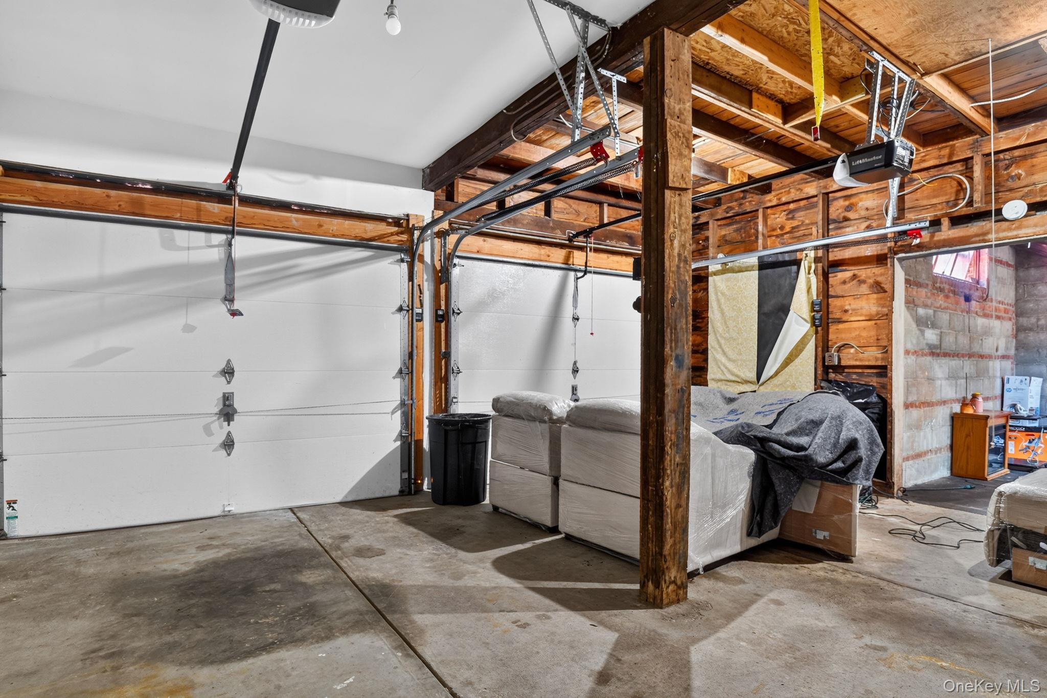 11 S White Street – For Sale photo 15