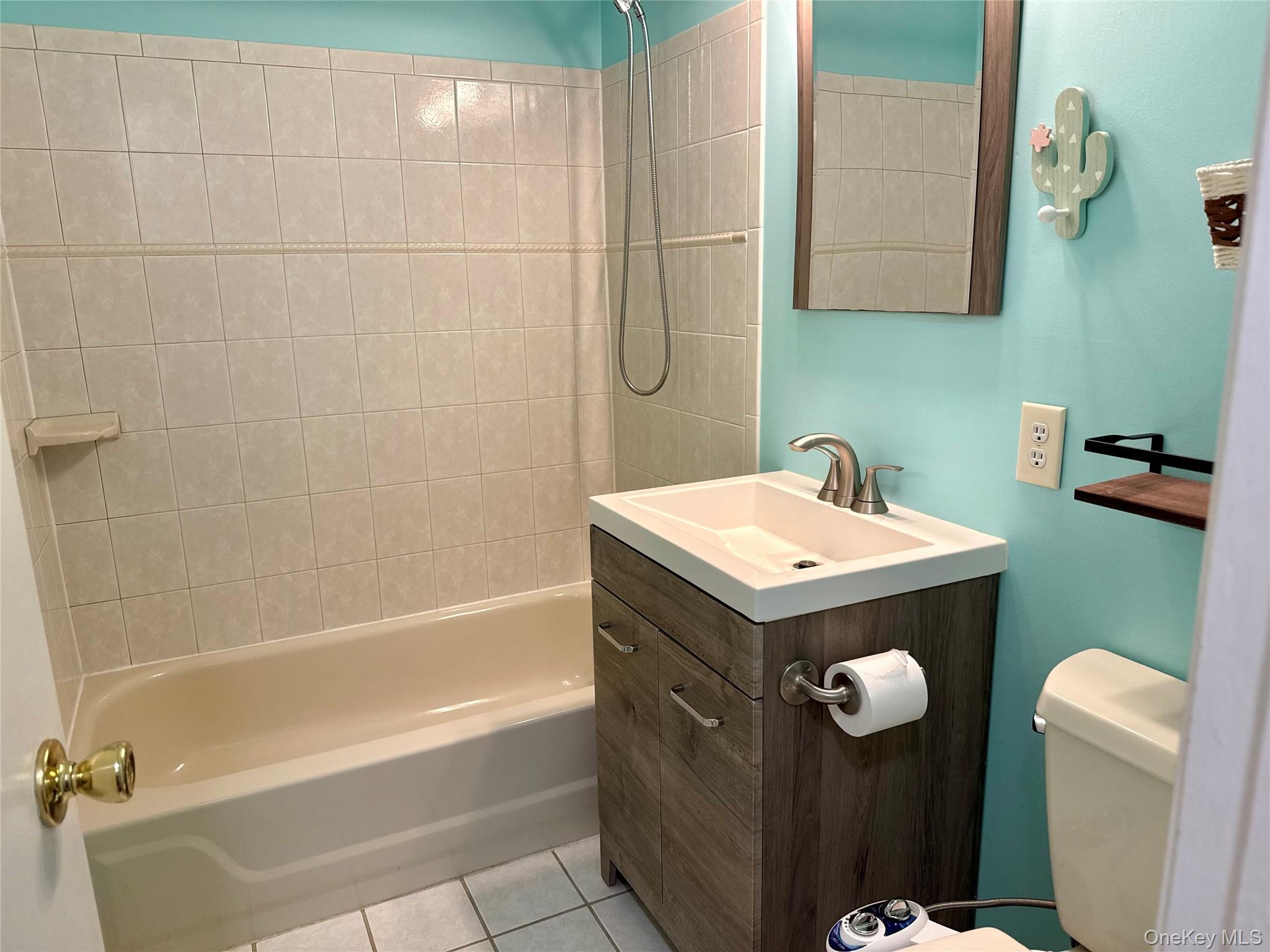 11 Skyline Drive, Unit 12 photo 8