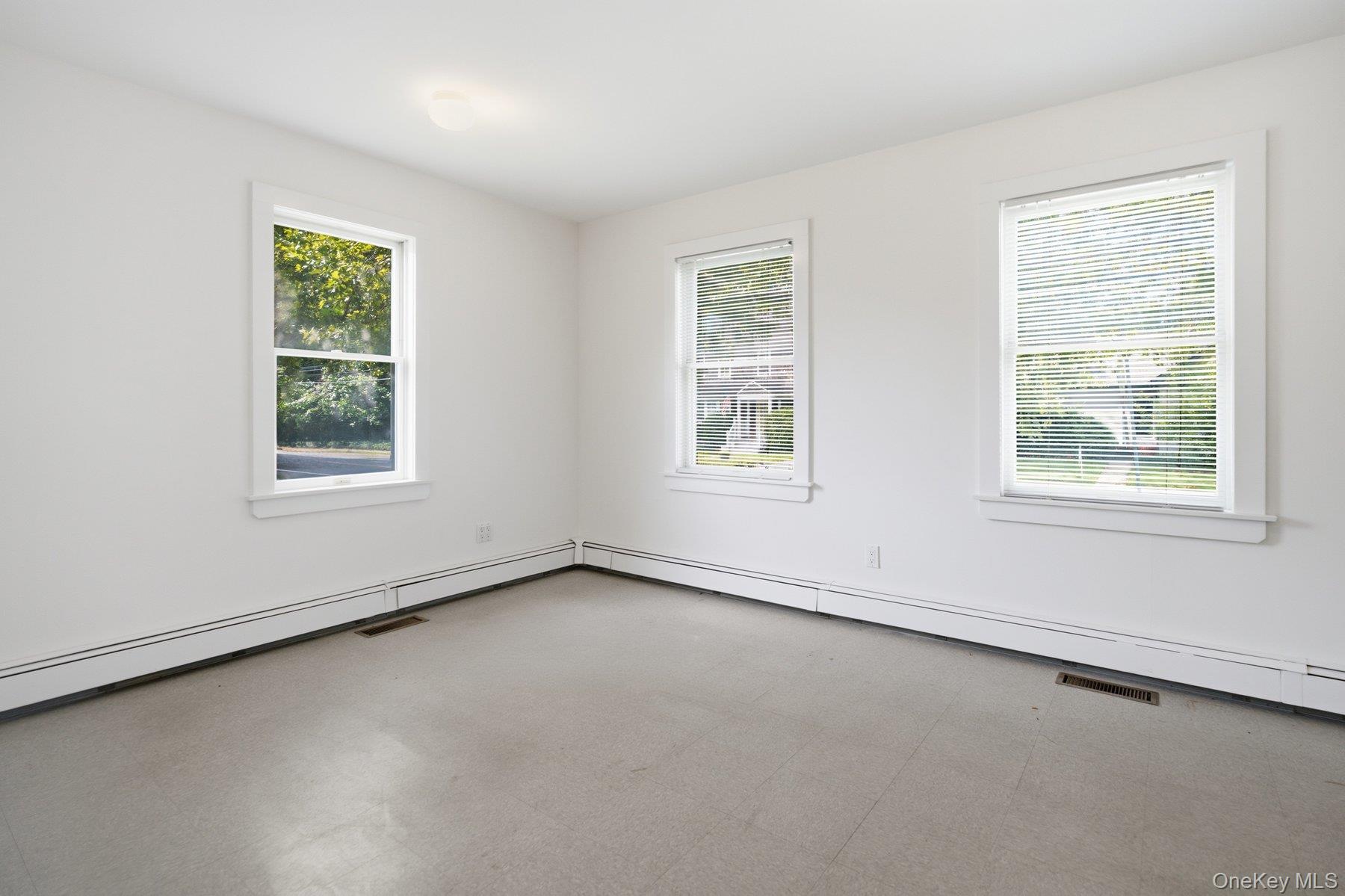 1228 Roanoke Avenue – For Sale photo 21