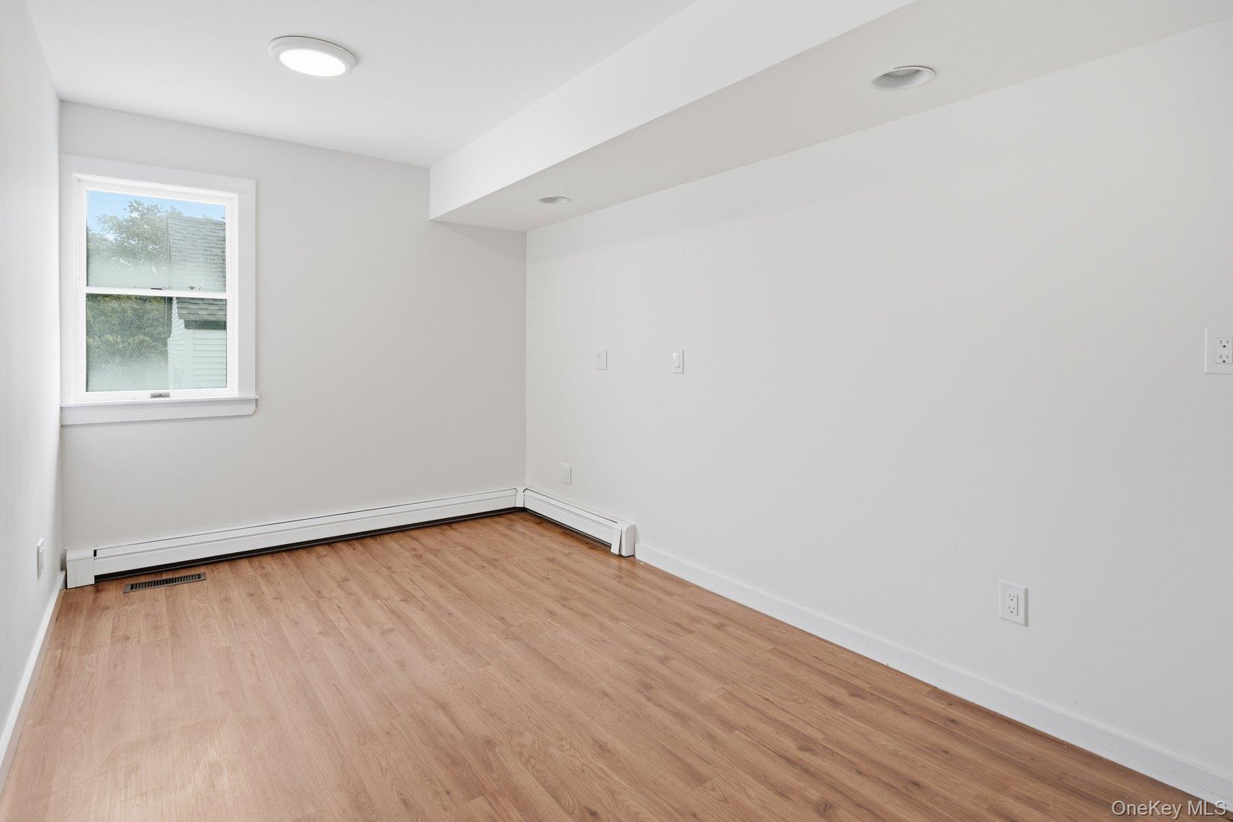 1228 Roanoke Avenue – For Sale photo 17