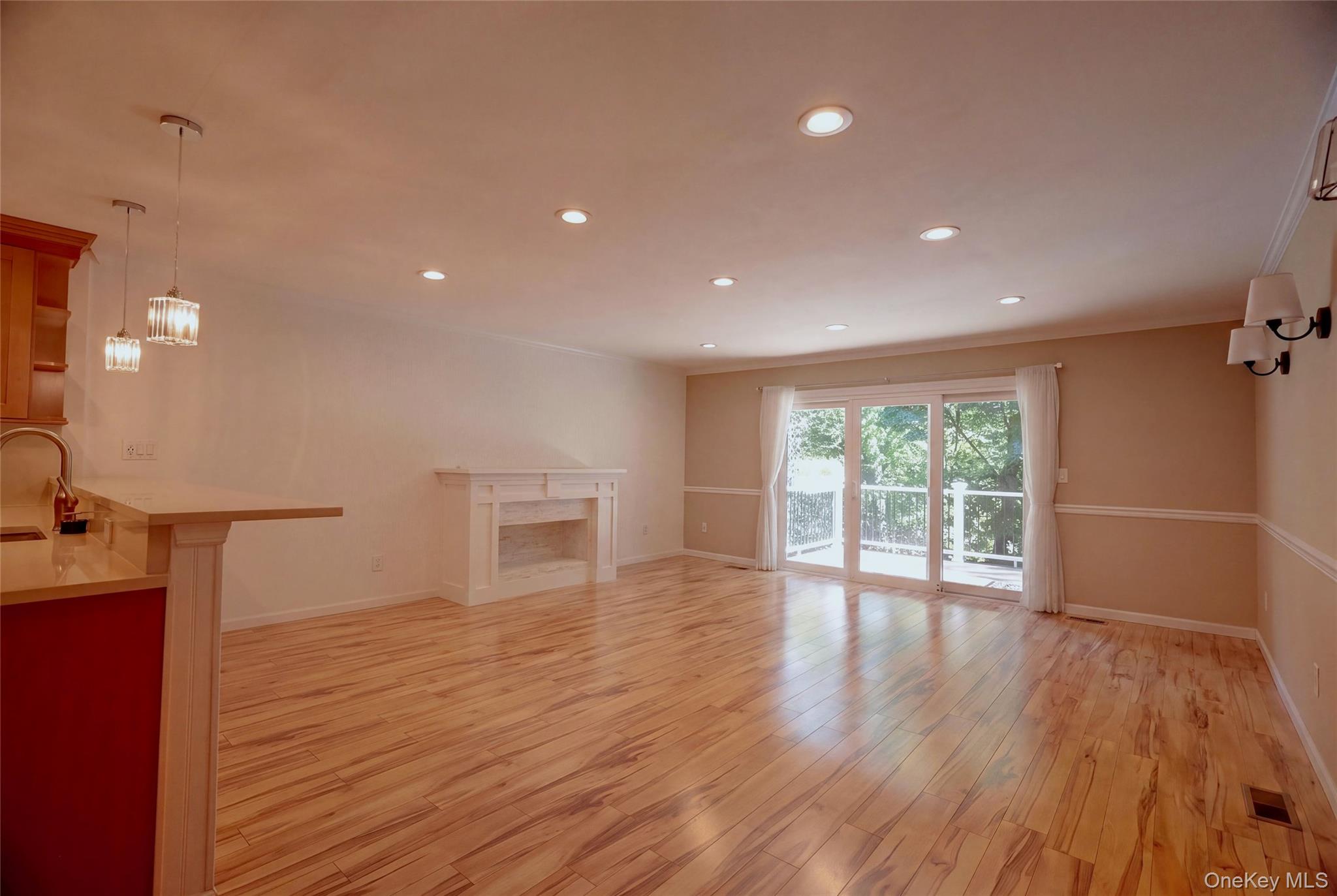 13 Pine Street – For Sale photo 6