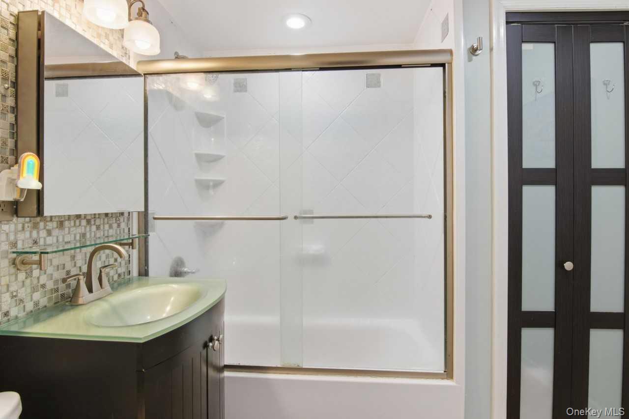 52 Brompton Road, Unit 52 photo 14