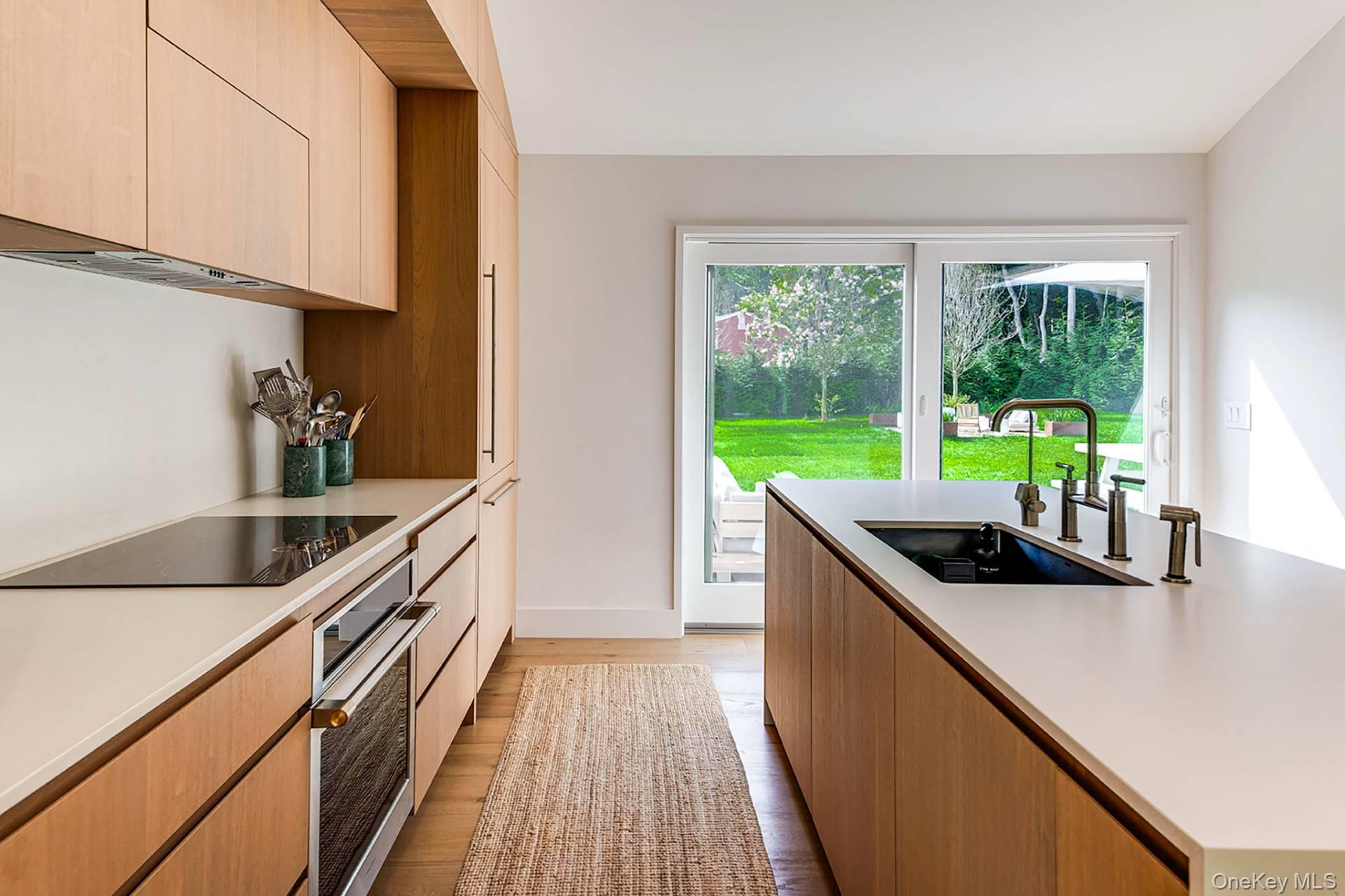 96 Town Lane – For Rent photo 10