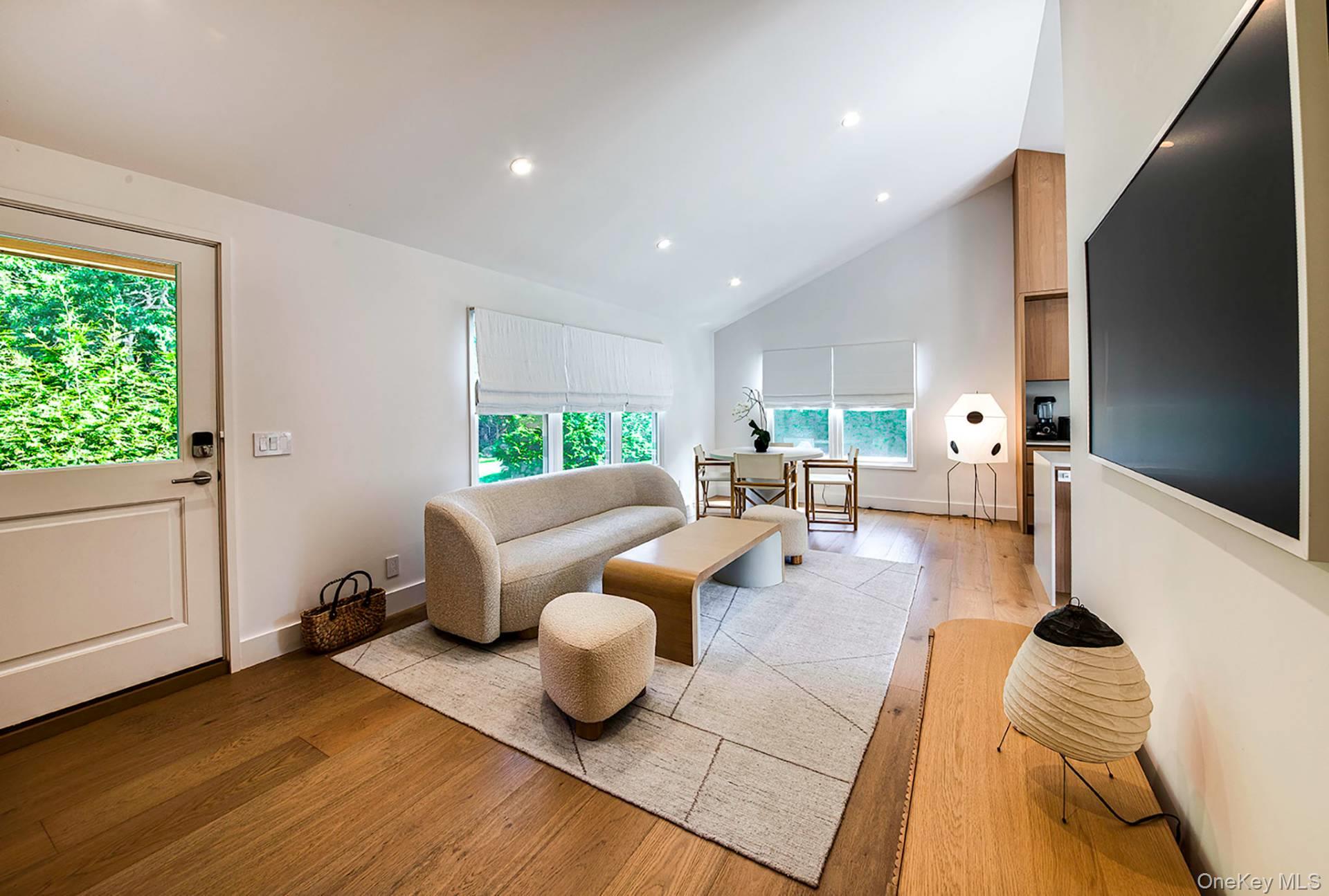 96 Town Lane – For Rent photo 4