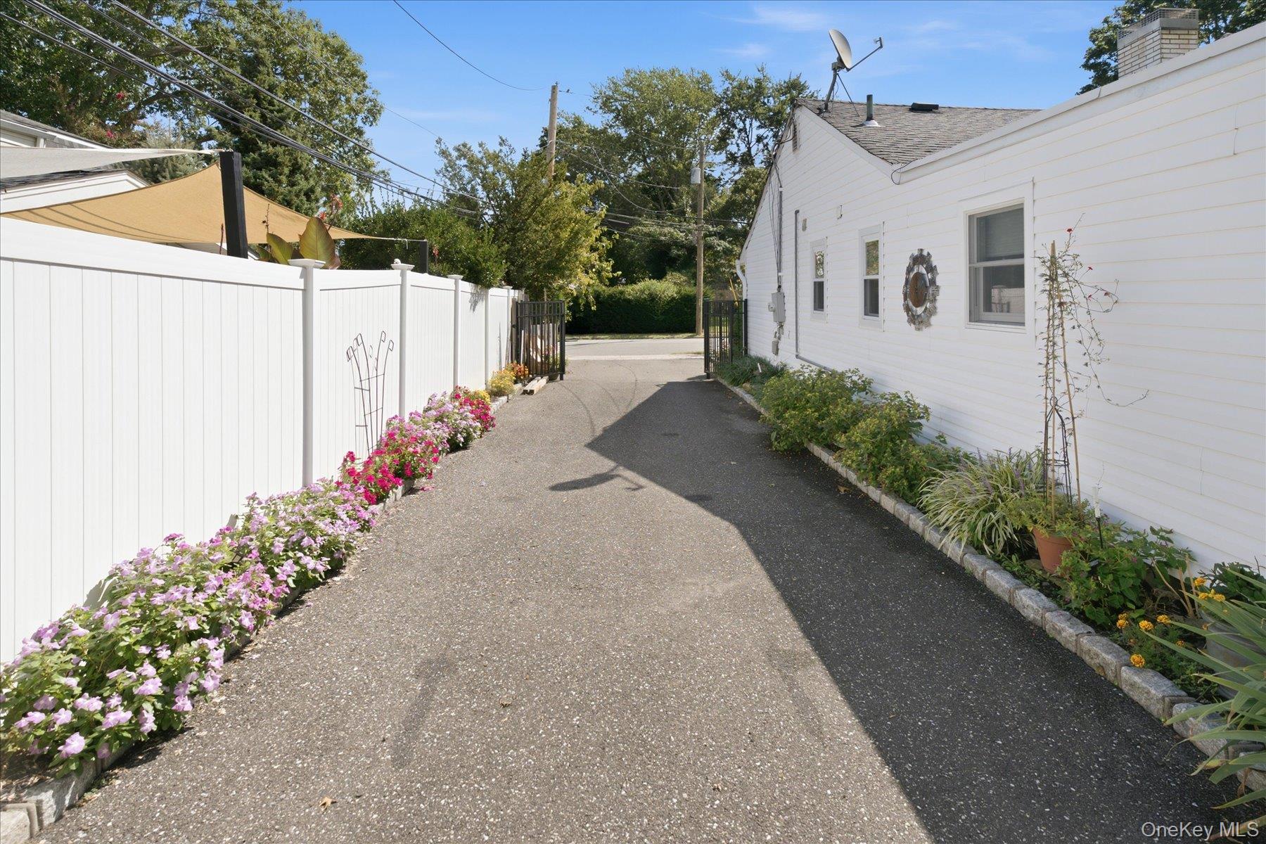 4 Fairlane Drive – For Sale photo 47