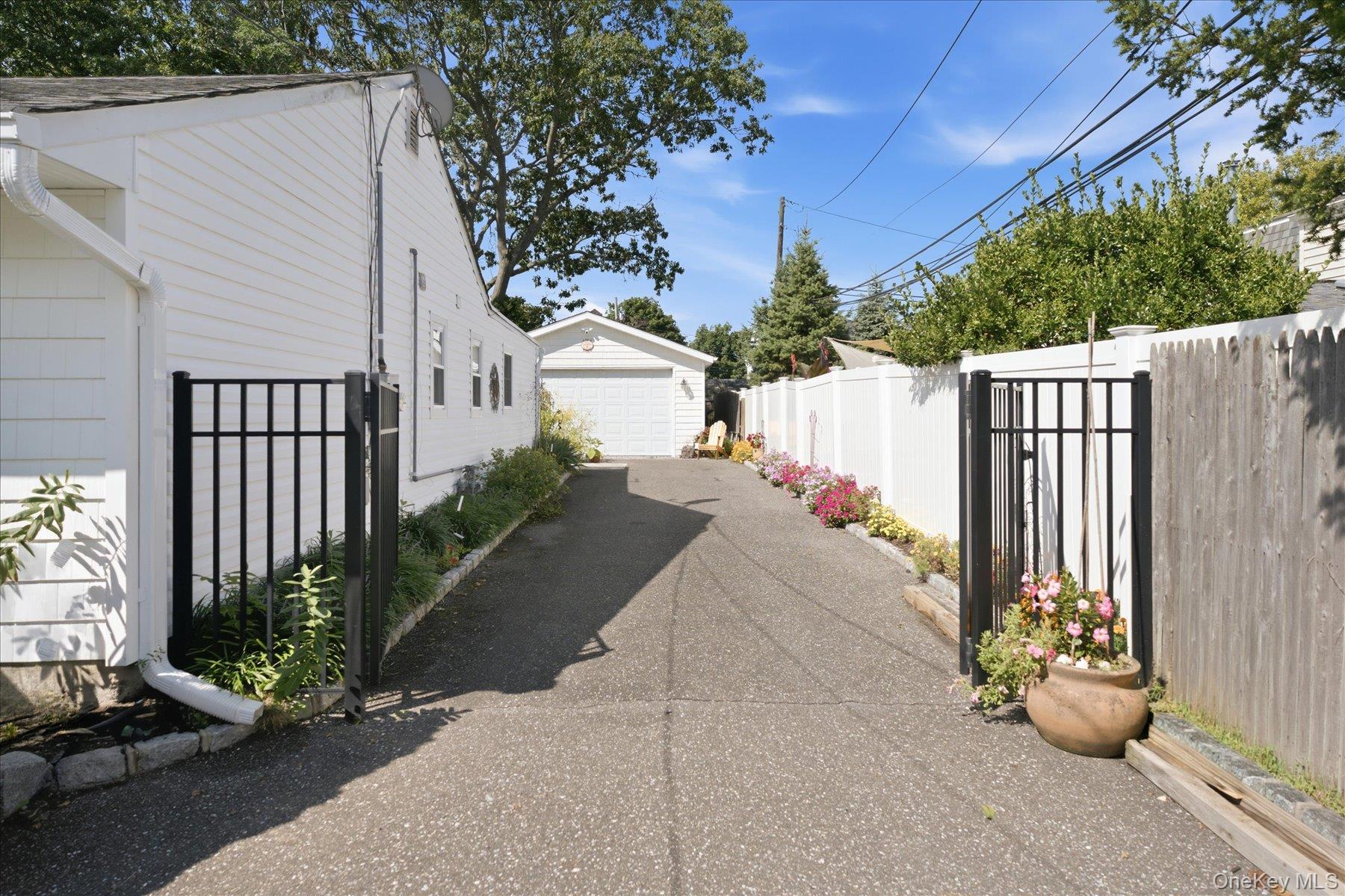 4 Fairlane Drive – For Sale photo 4