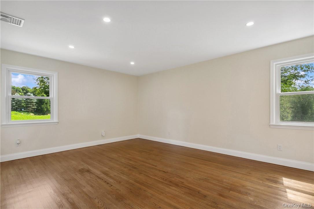 5 Scott Drive – For Rent photo 12