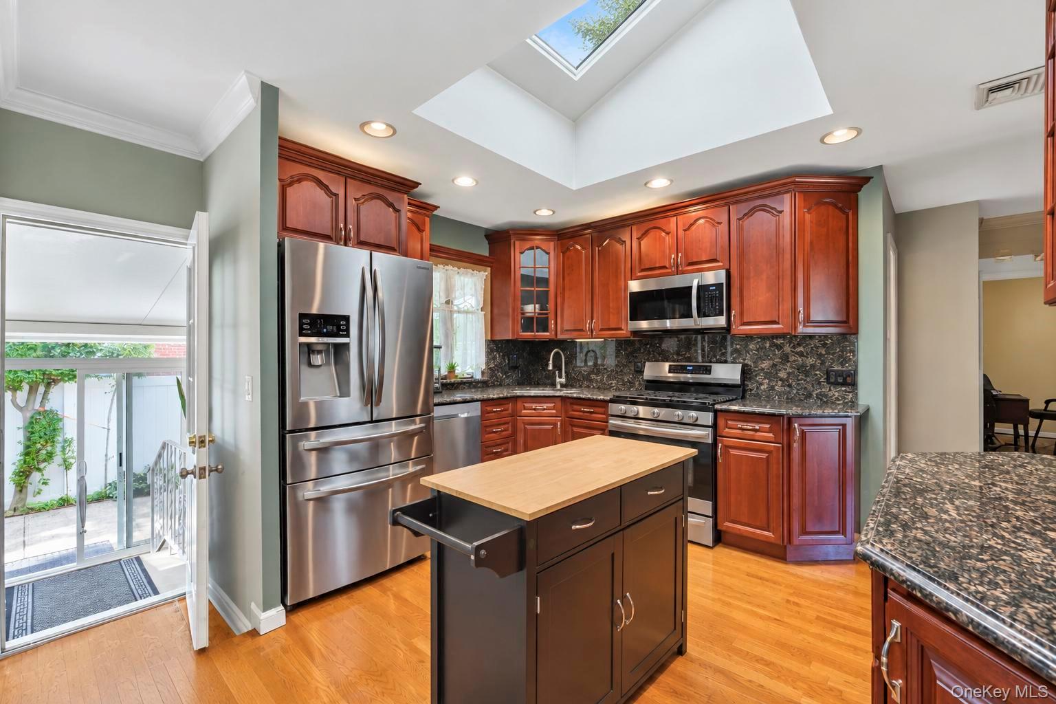 272 W 12th Street – For Sale photo 11