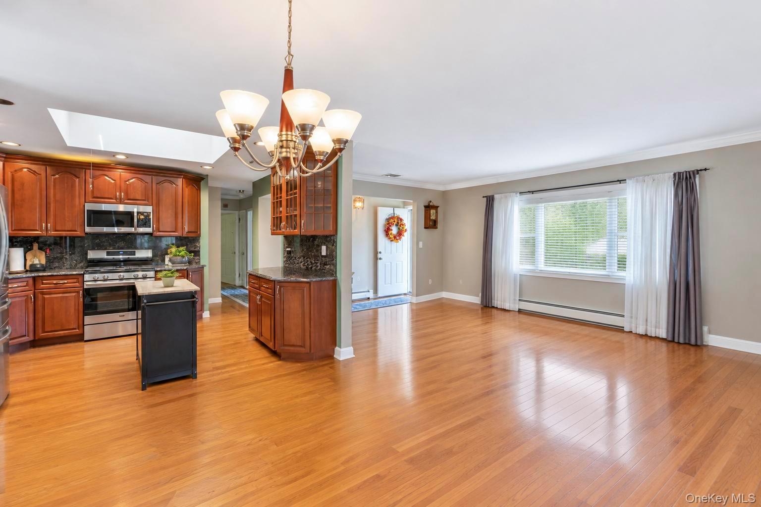 272 W 12th Street – For Sale photo 9