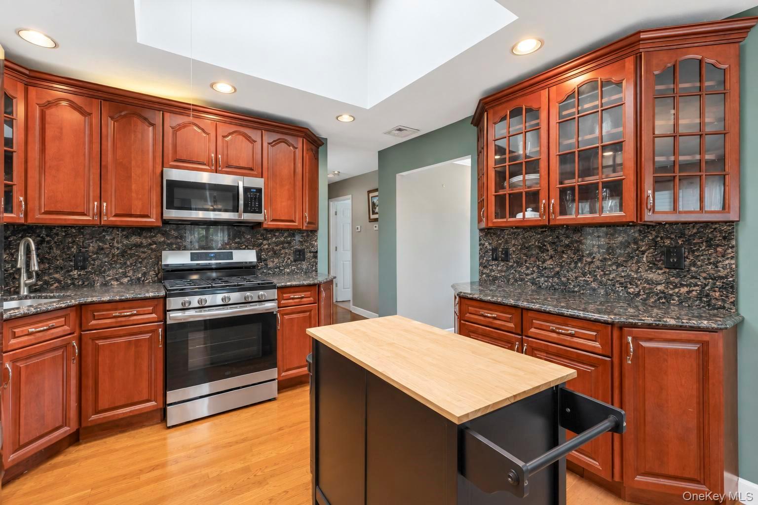 272 W 12th Street – For Sale photo 13