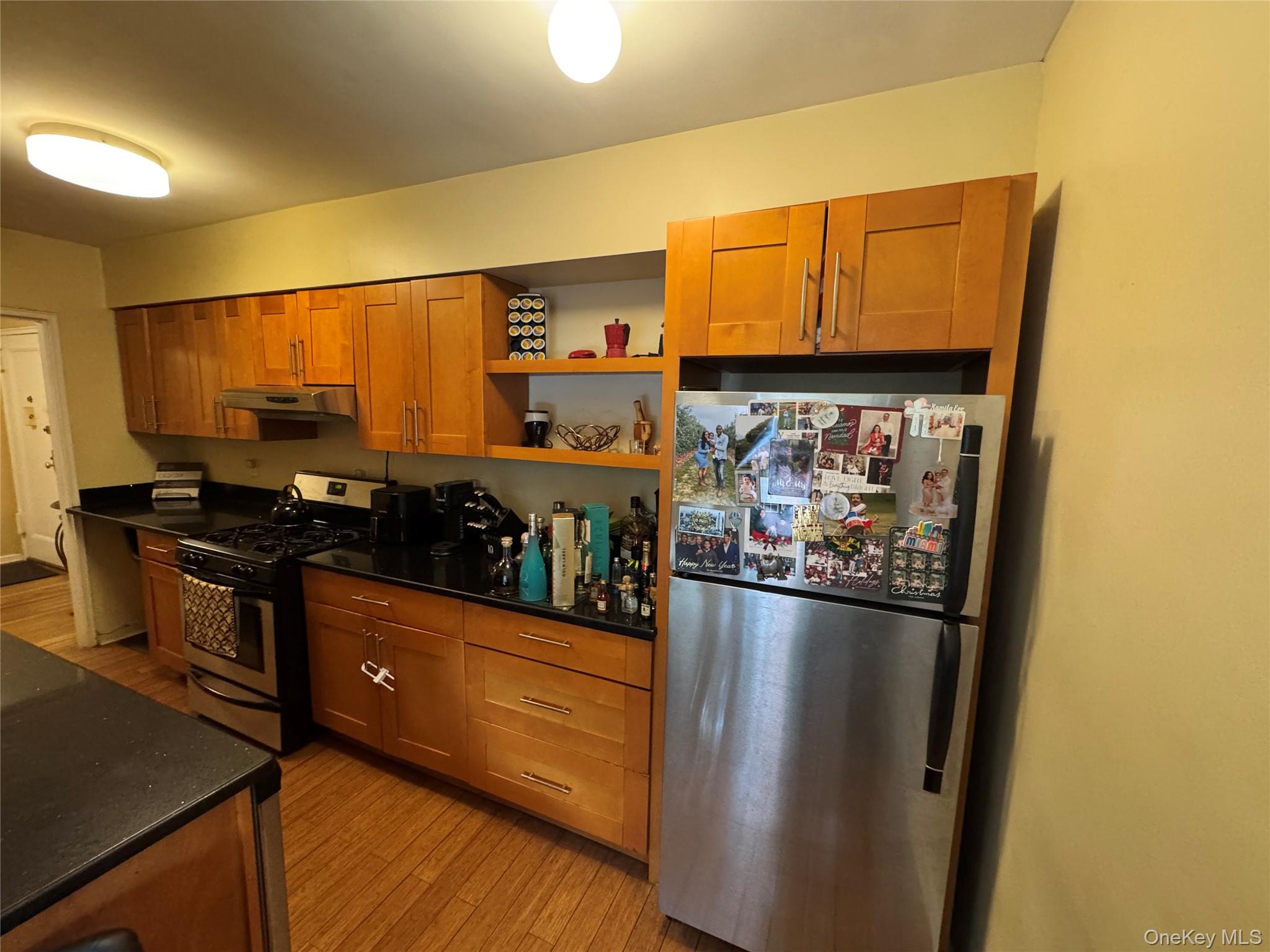 145 Smith  St, Unit D21 photo 5