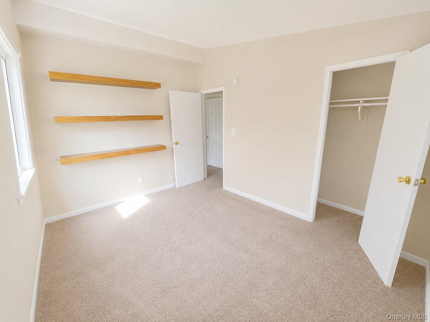 106 Days Avenue – For Rent photo 9