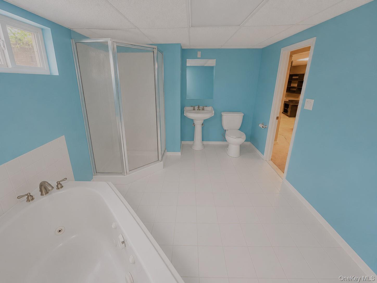 106 Days Avenue – For Rent photo 21