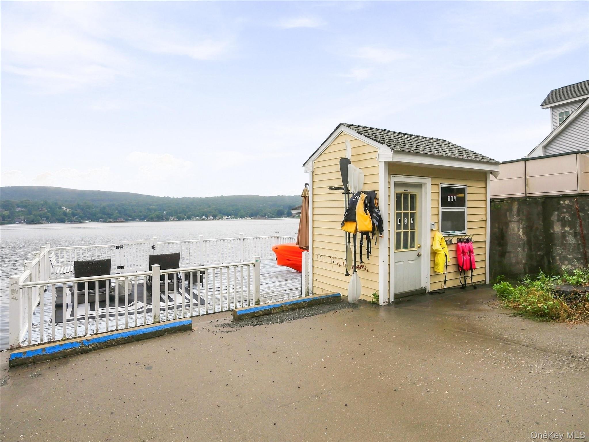 107 Lake Shore Road – For Sale photo 21