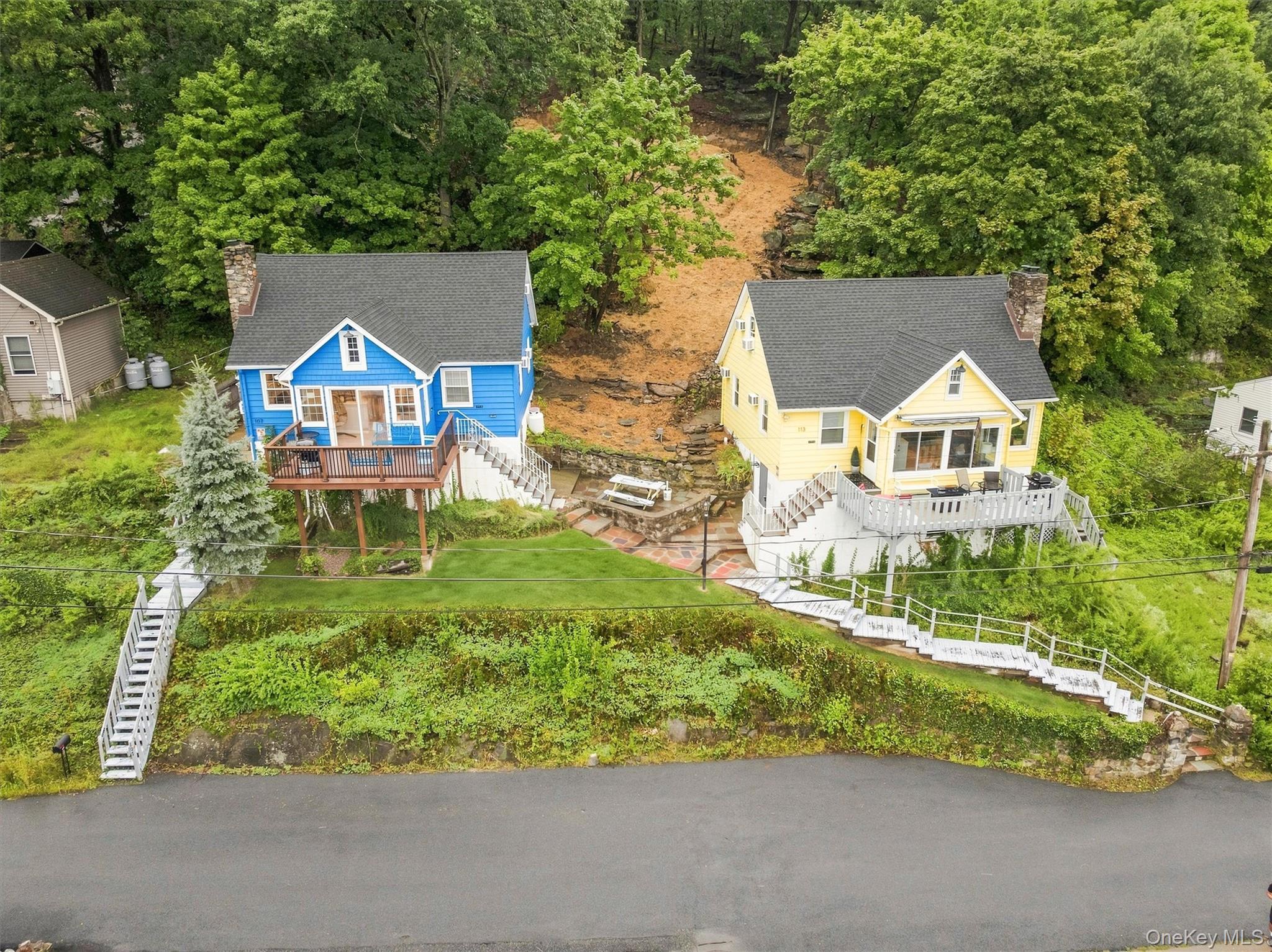 107 Lake Shore Road – For Sale photo 2