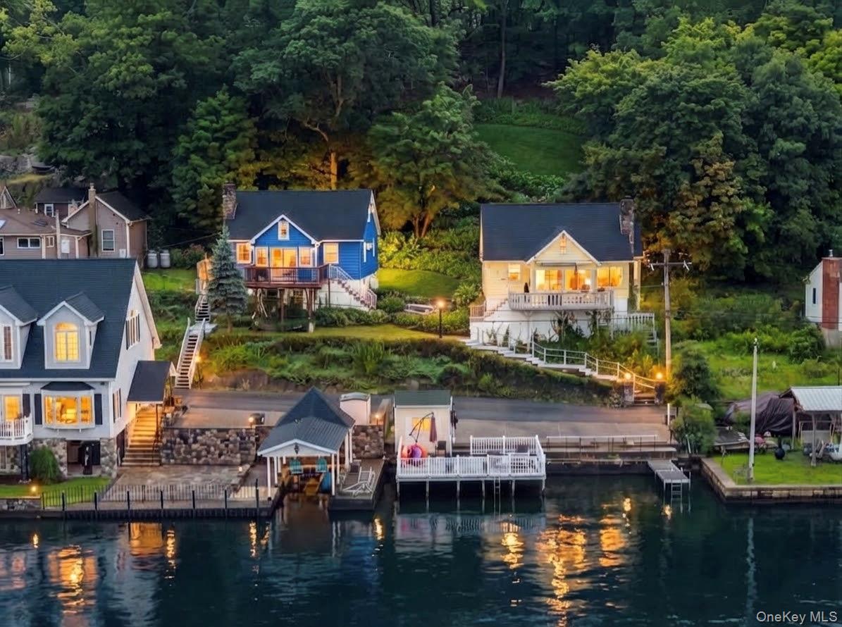 107 Lake Shore Road – For Sale