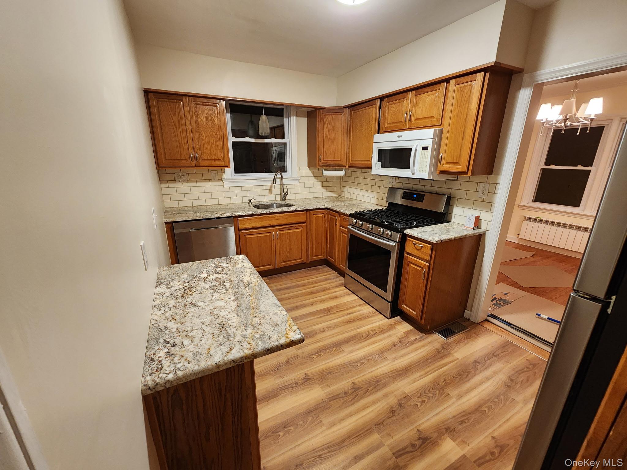 114 Lexington Avenue, Unit 1 photo 5