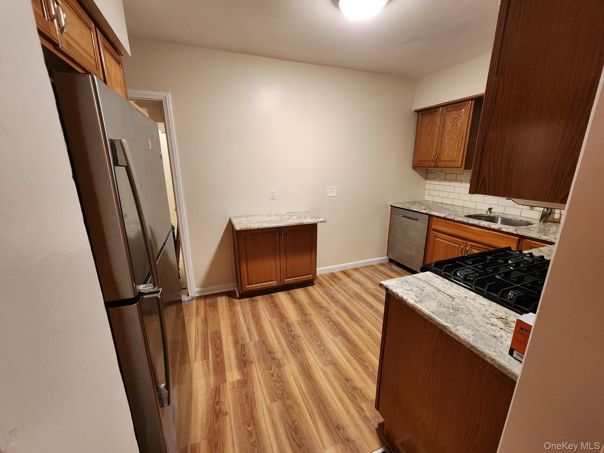114 Lexington Avenue, Unit 1 photo 6