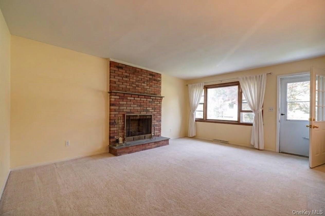 146 Carley Avenue – For Sale photo 4