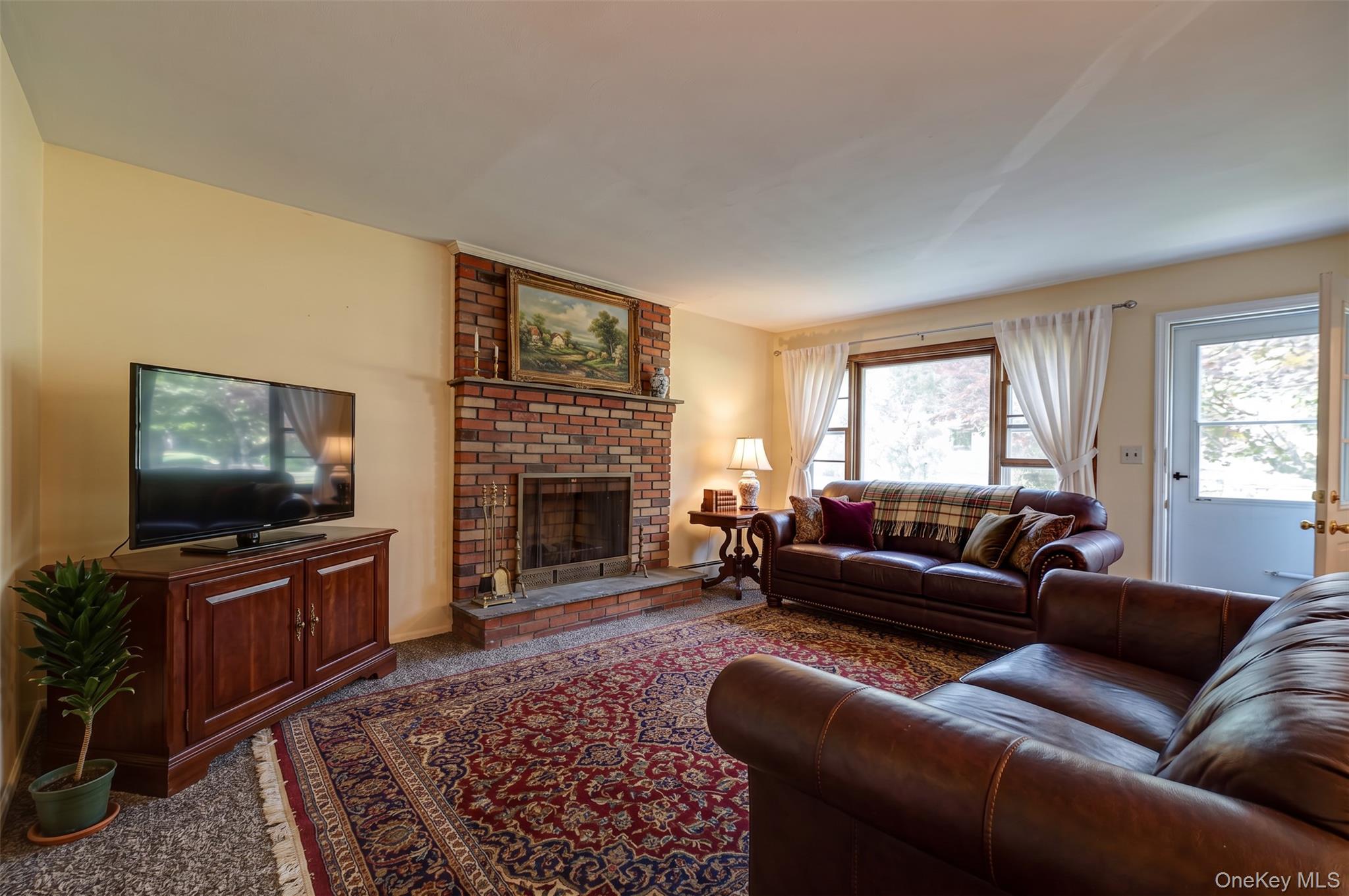 146 Carley Avenue – For Sale photo 5
