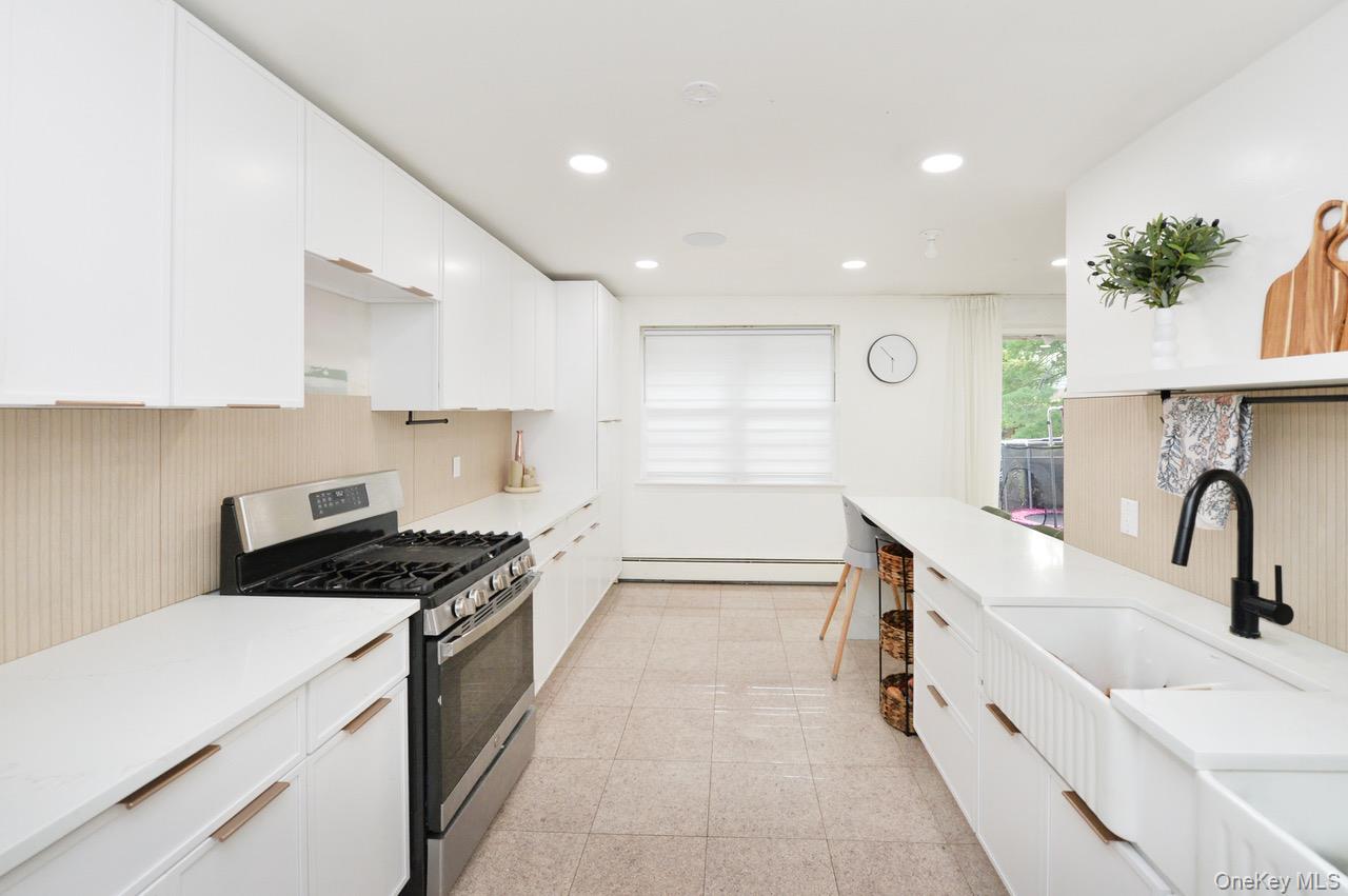 232 Kearsing Parkway, Unit G