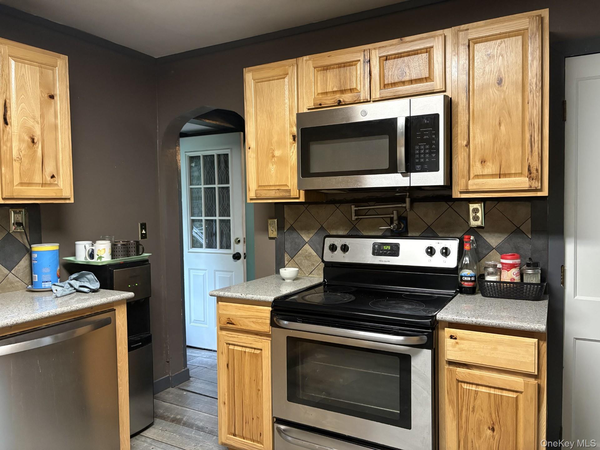 13 Cedar Lane – For Sale photo 3