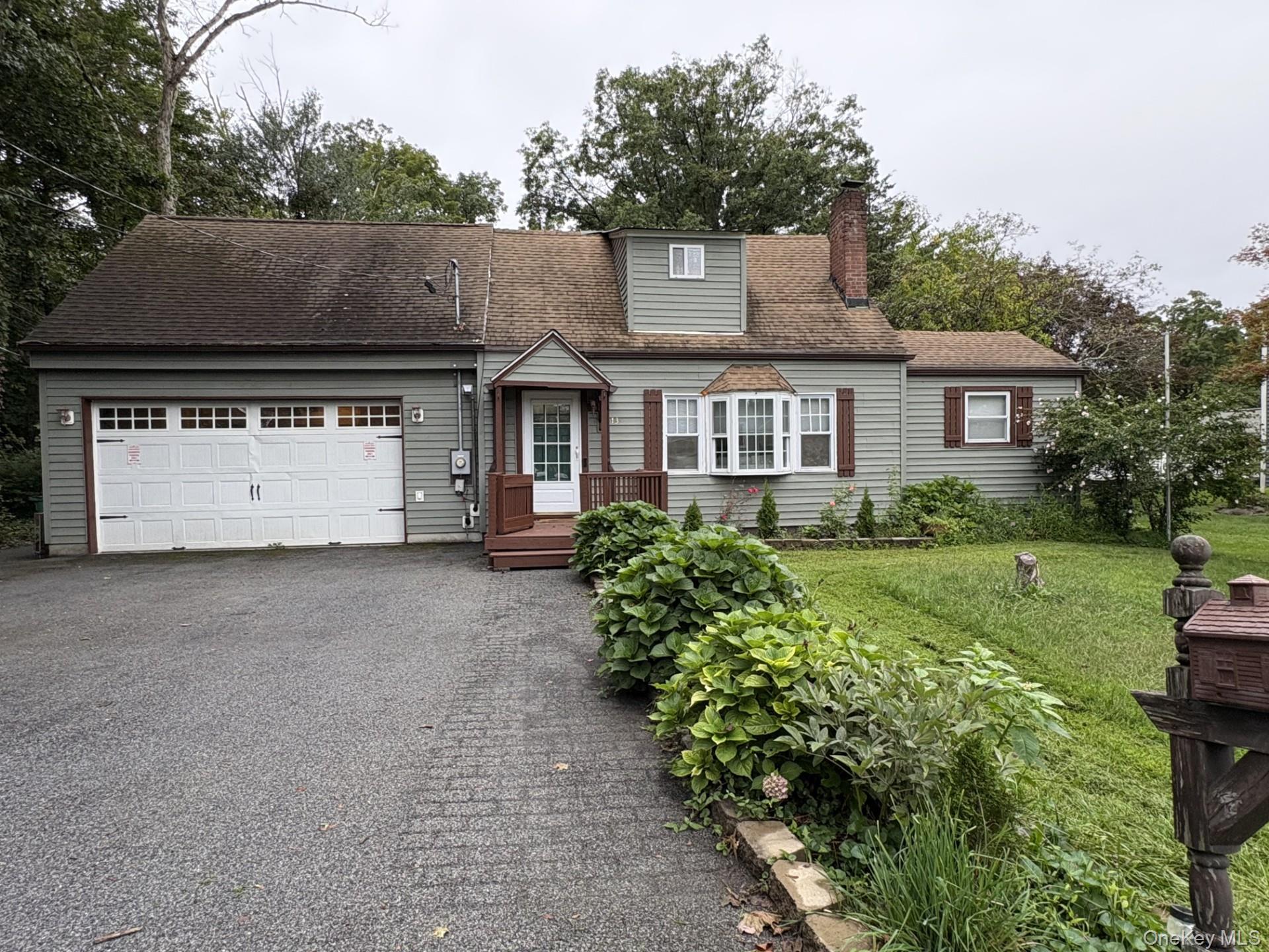 13 Cedar Lane – For Sale
