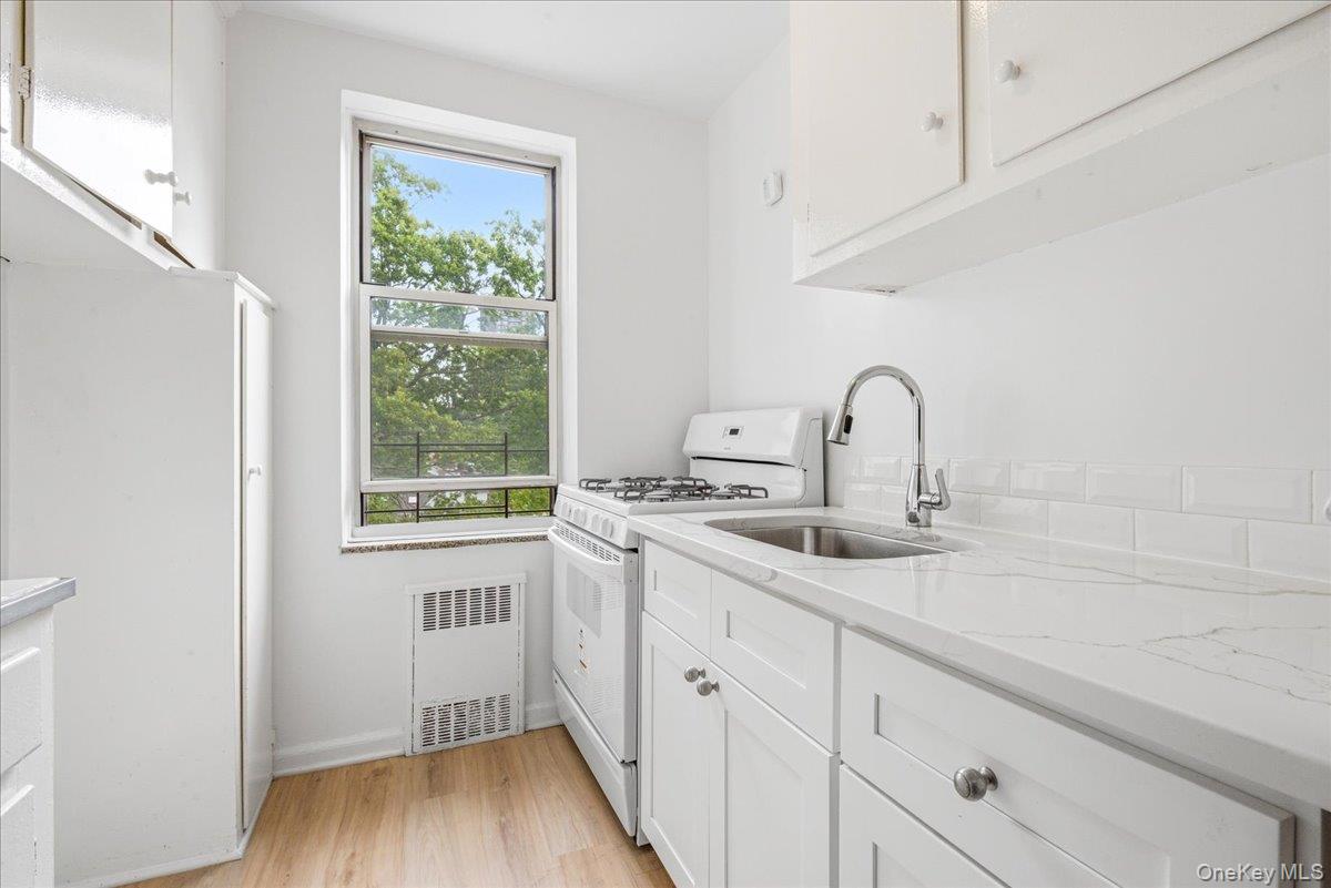 82-40 Austin Street, Unit 6B photo 17