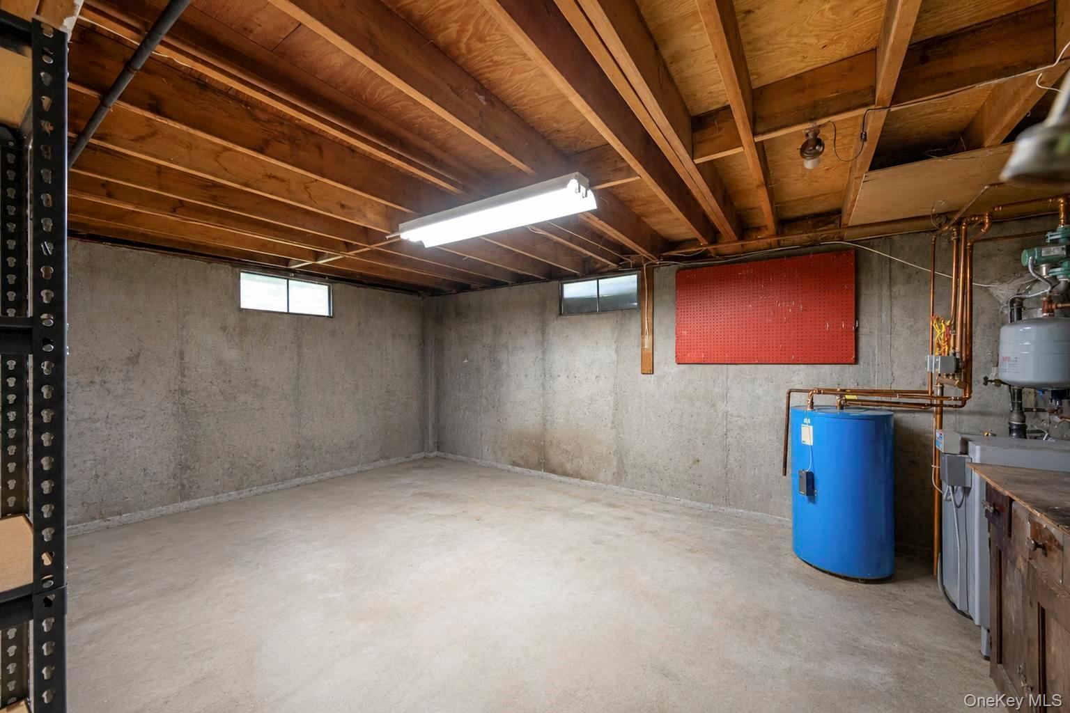 25 Hewes Street – For Rent photo 43