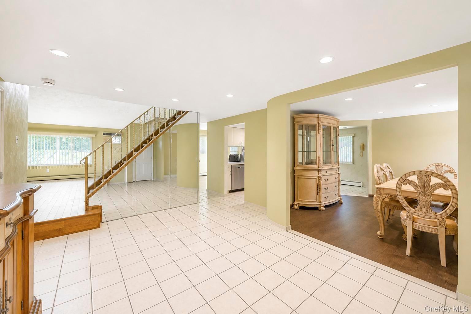 25 Hewes Street – For Rent photo 24