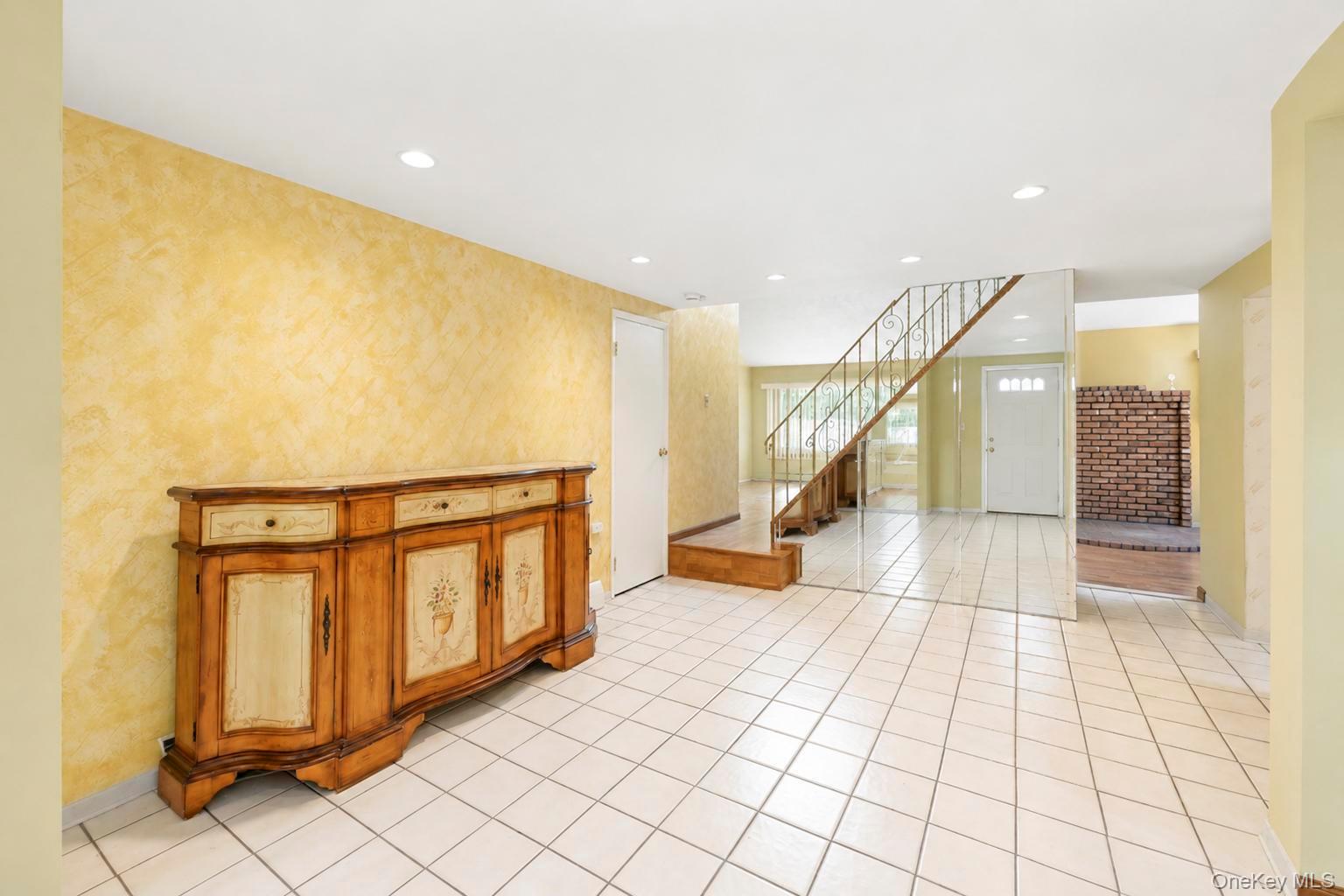 25 Hewes Street – For Rent photo 25