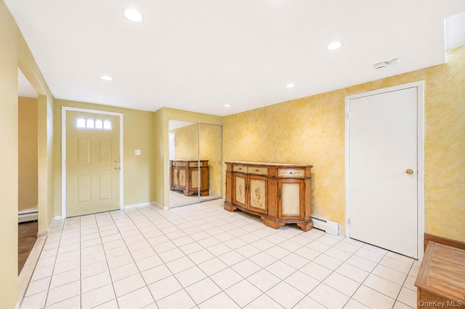25 Hewes Street – For Rent photo 23