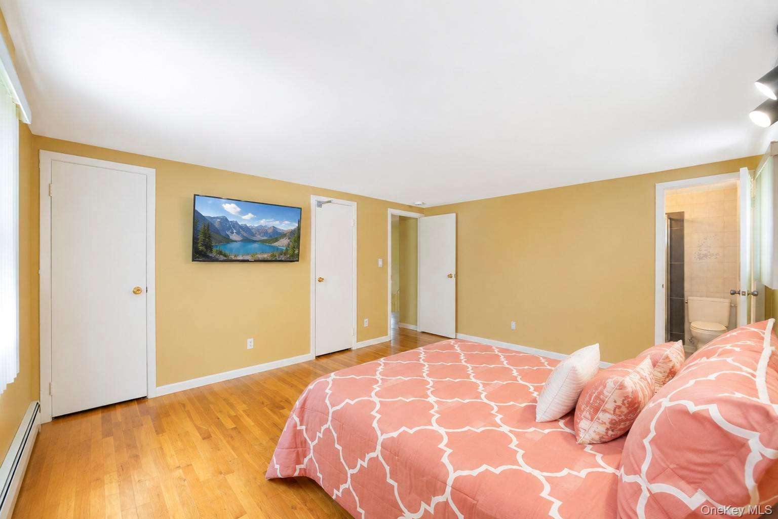 25 Hewes Street – For Rent photo 39