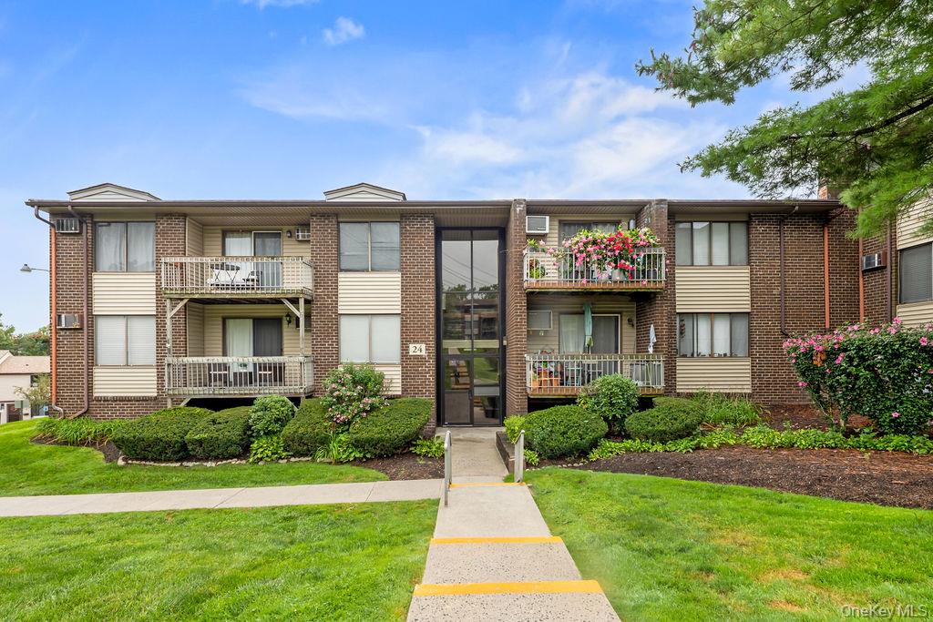 249 Country Club Lane – For Sale