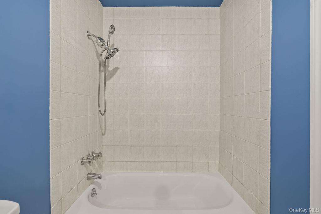 249 Country Club Lane – For Sale photo 24